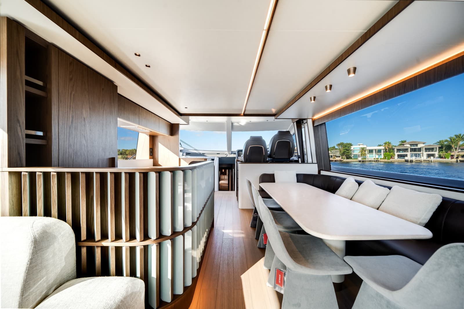 2025 Azimut Fly 72