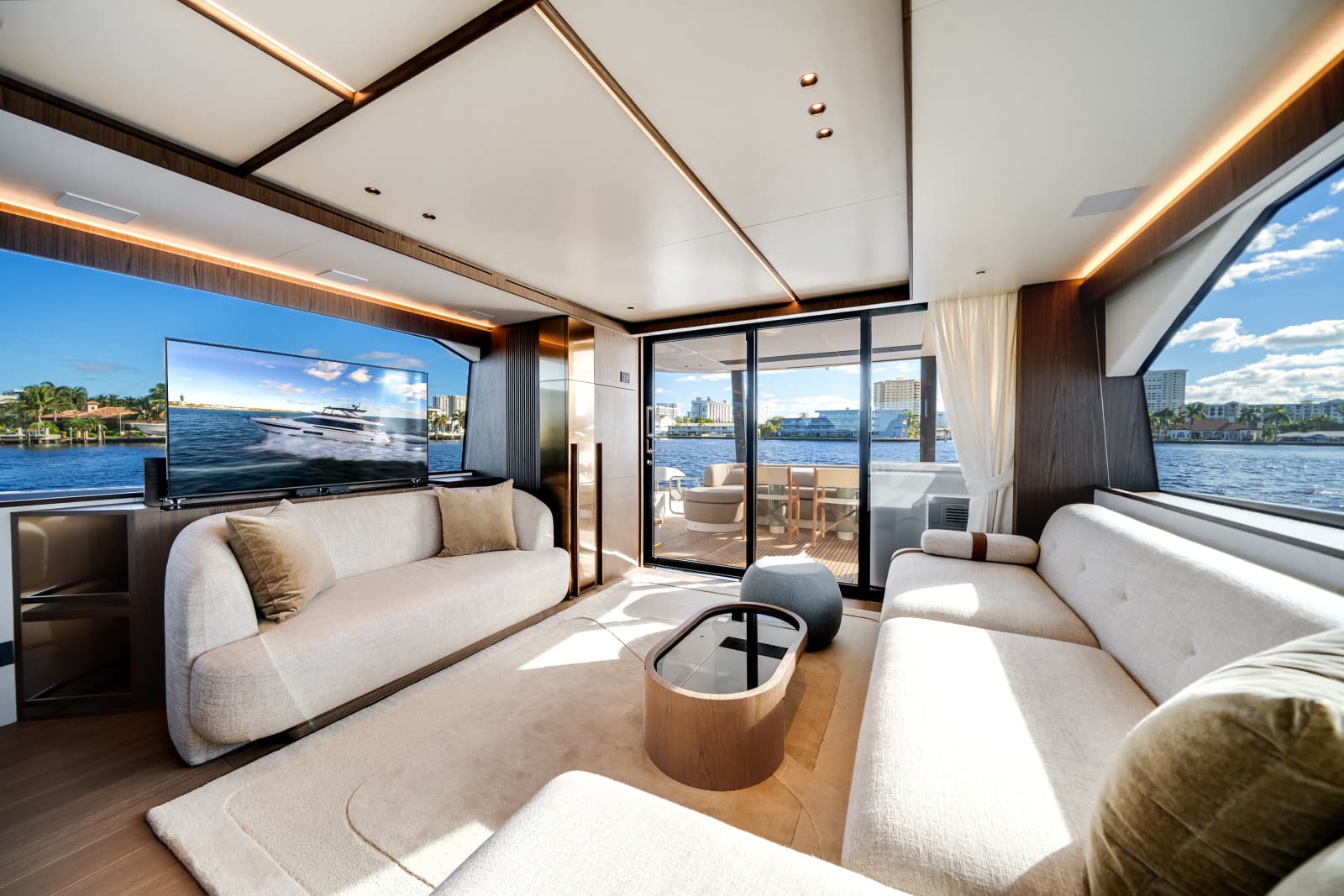 2025 Azimut Fly 72