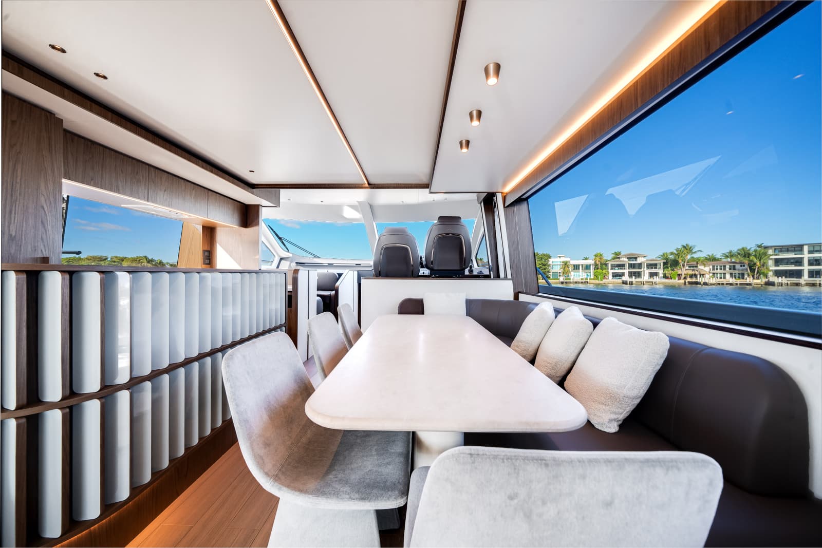 2025 Azimut Fly 72