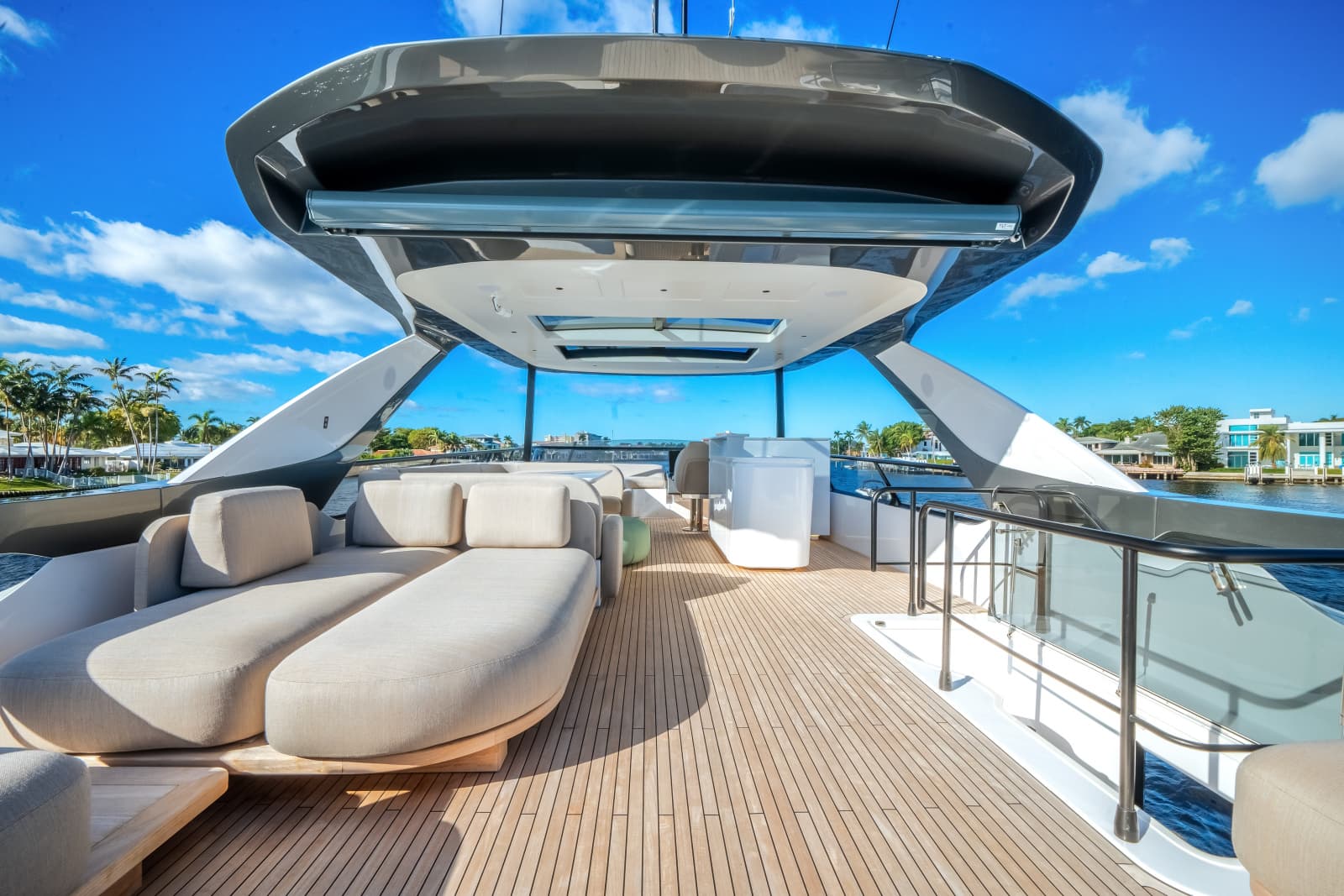 2025 Azimut Fly 72