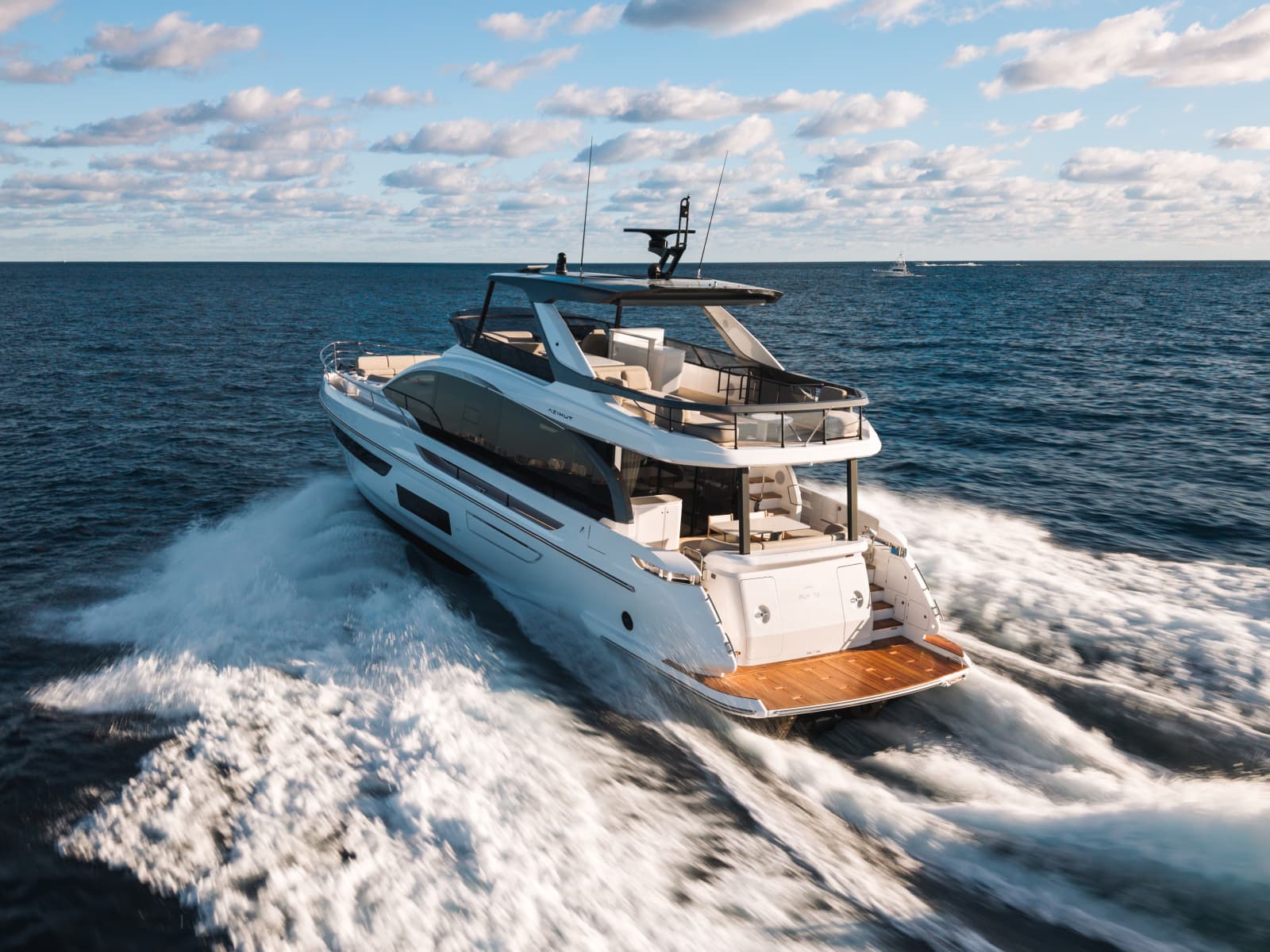 2025 Azimut Fly 72