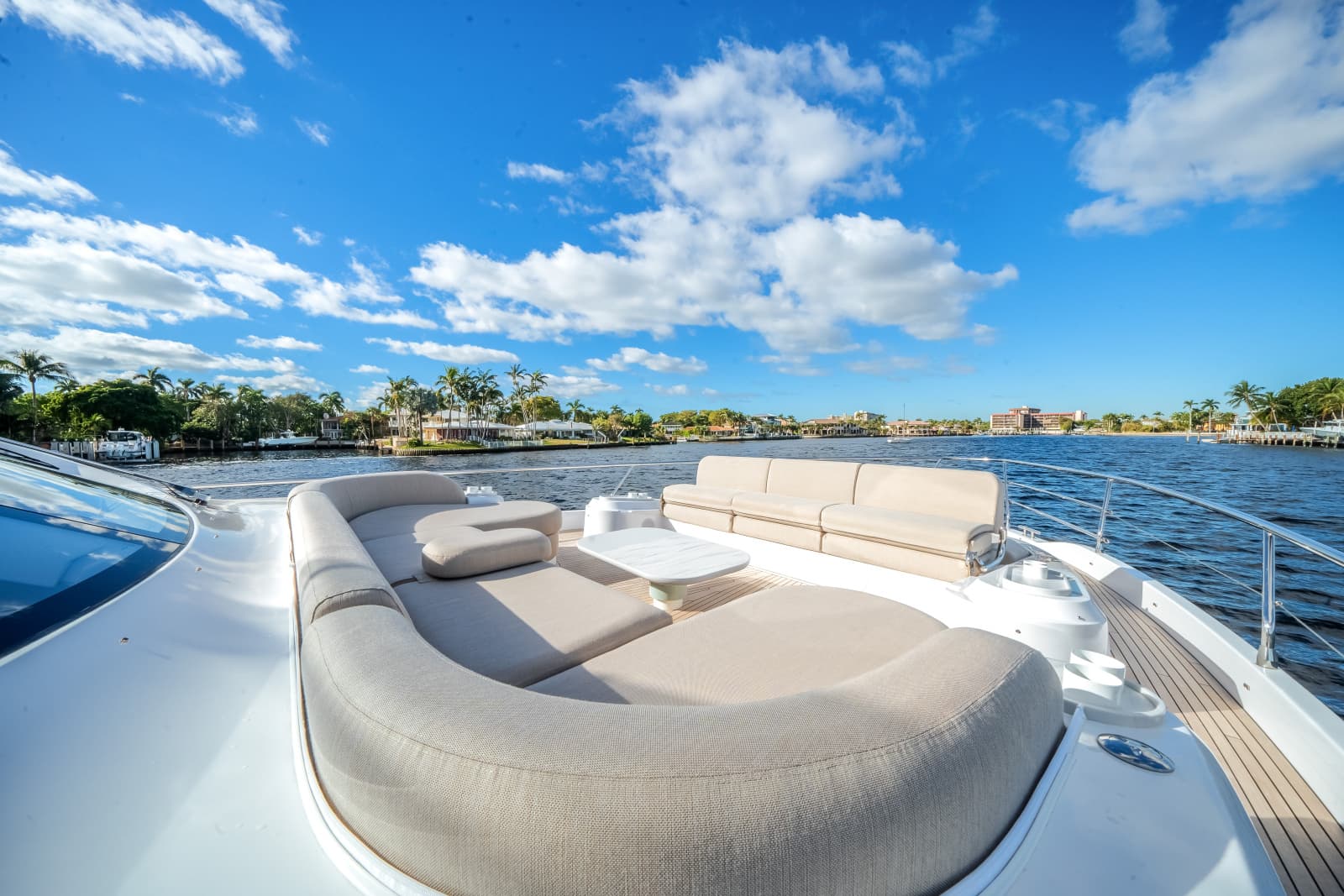 2025 Azimut Fly 72