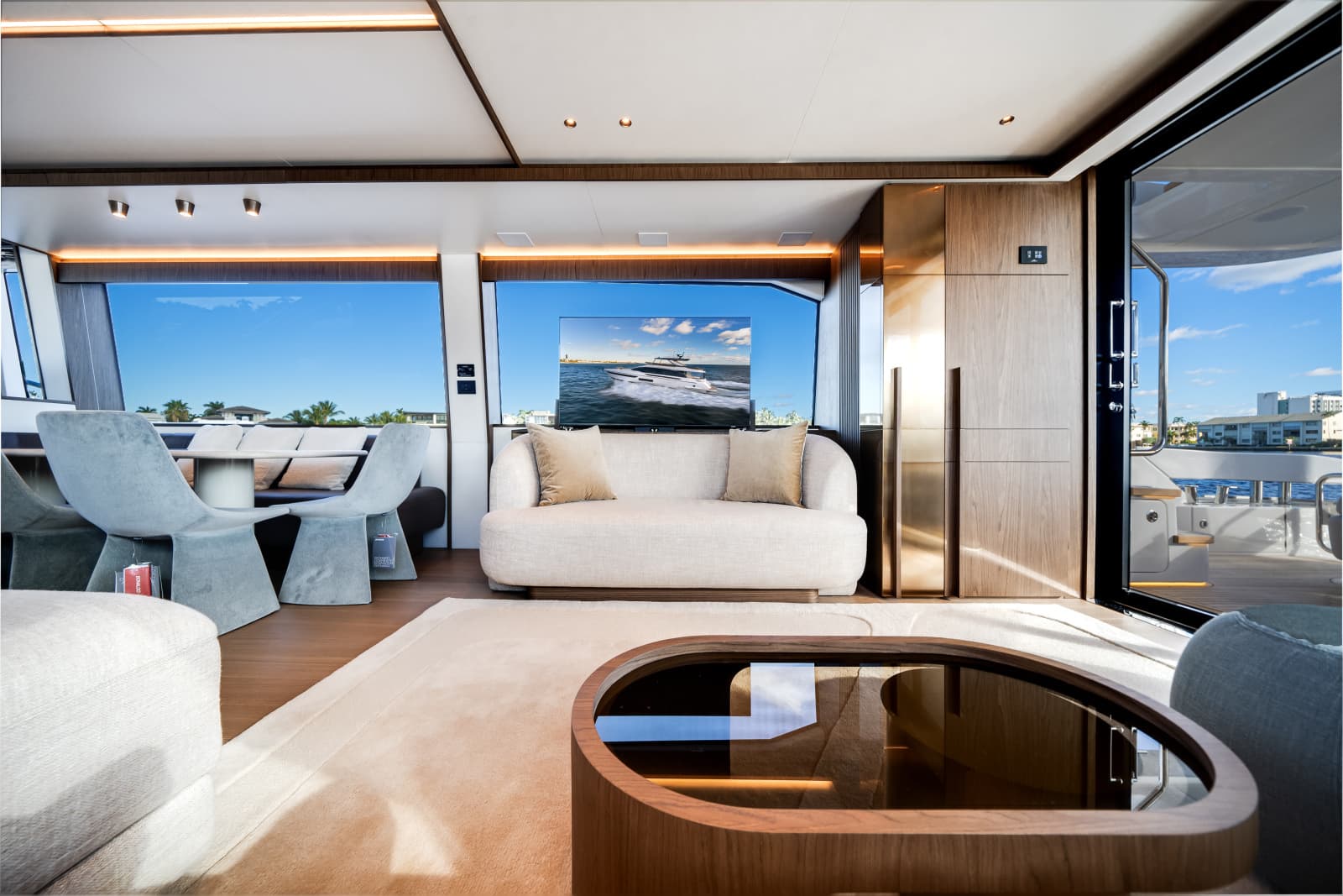 2025 Azimut Fly 72