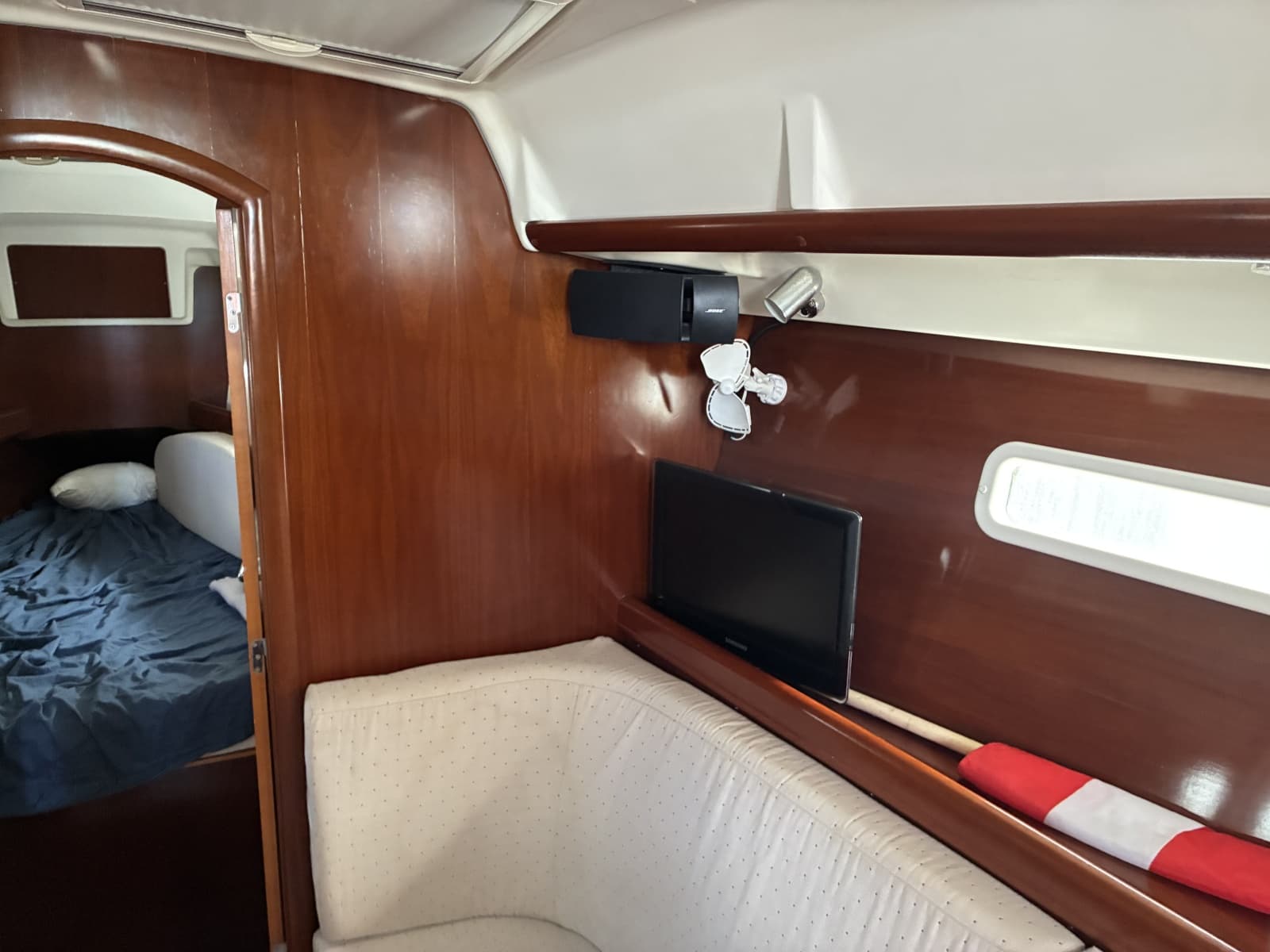 Beneteau Oceanis 373