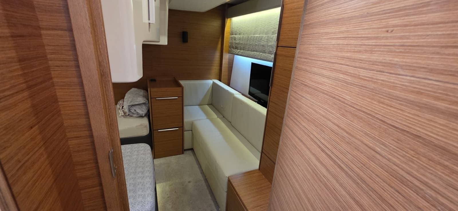 2015 Bavaria Sport 360 Hardtop
