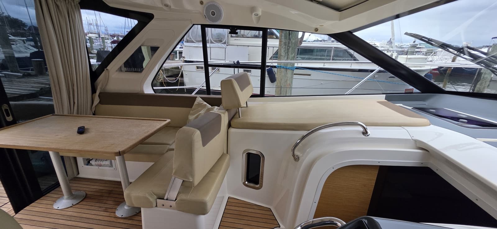 2015 Bavaria Sport 360 Hardtop