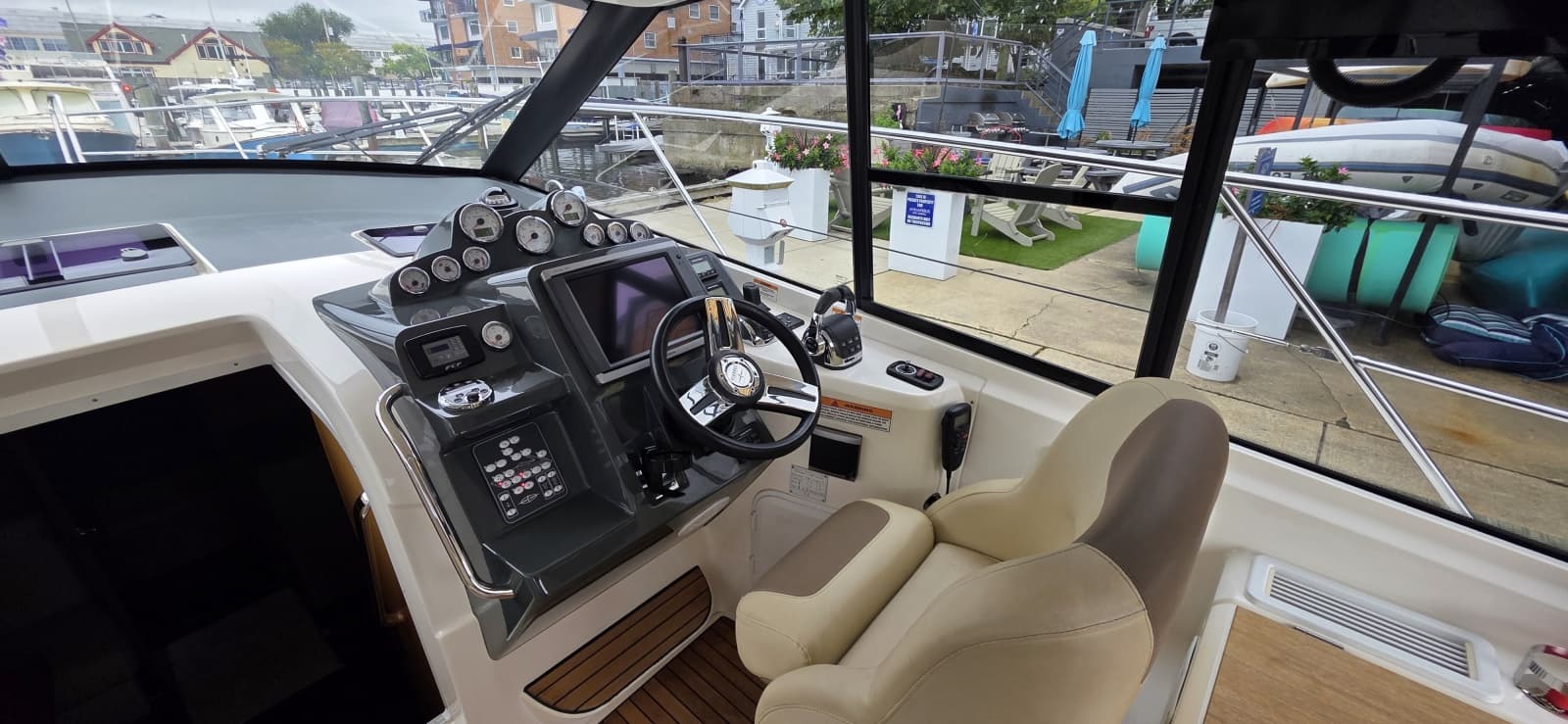 2015 Bavaria Sport 360 Hardtop