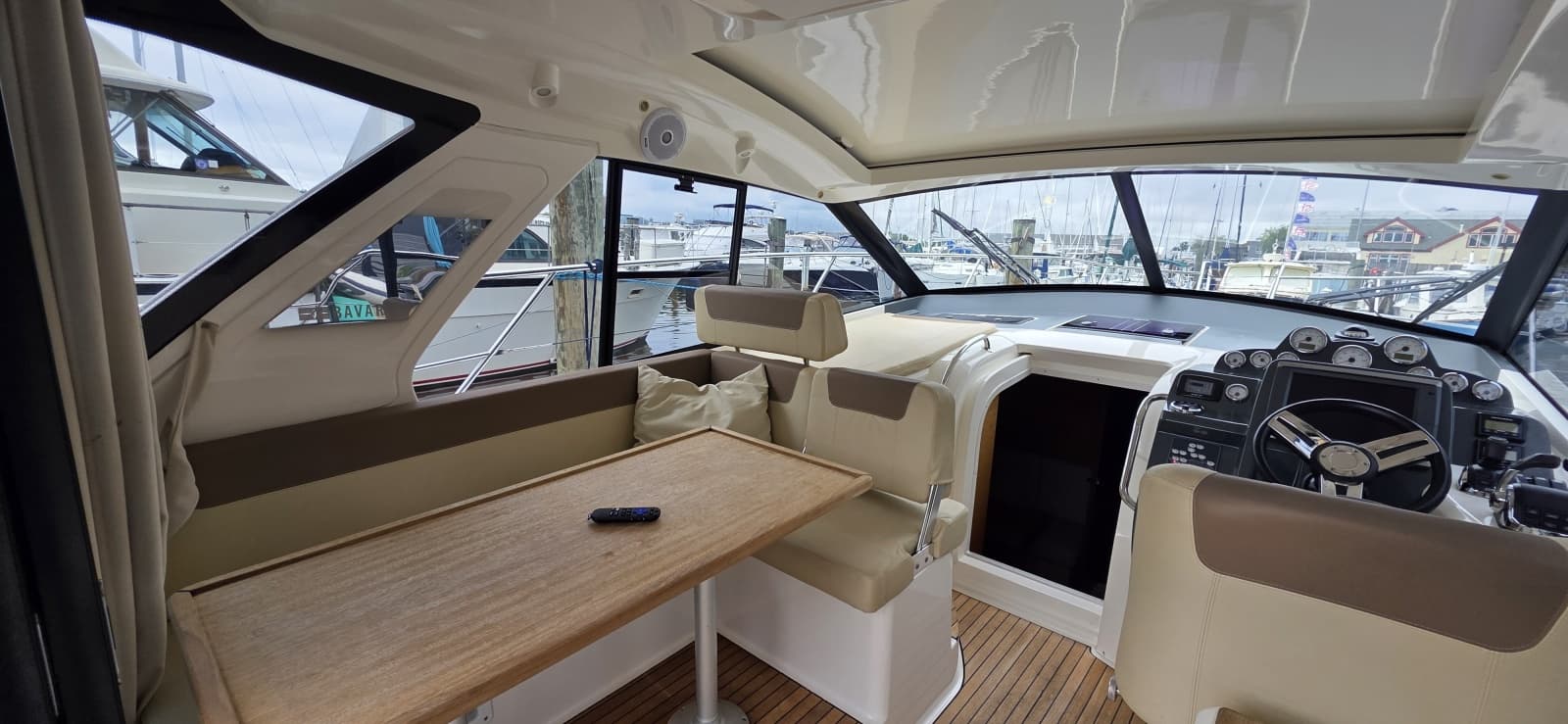 2015 Bavaria Sport 360 Hardtop
