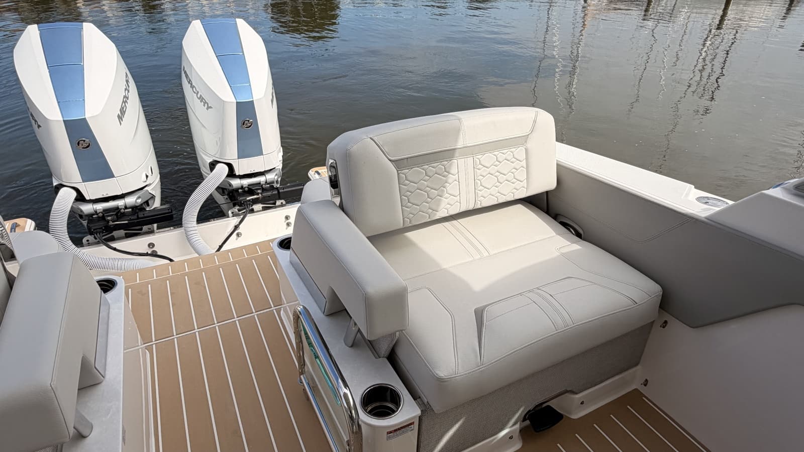 2026 Tiara Yachts 34 LX