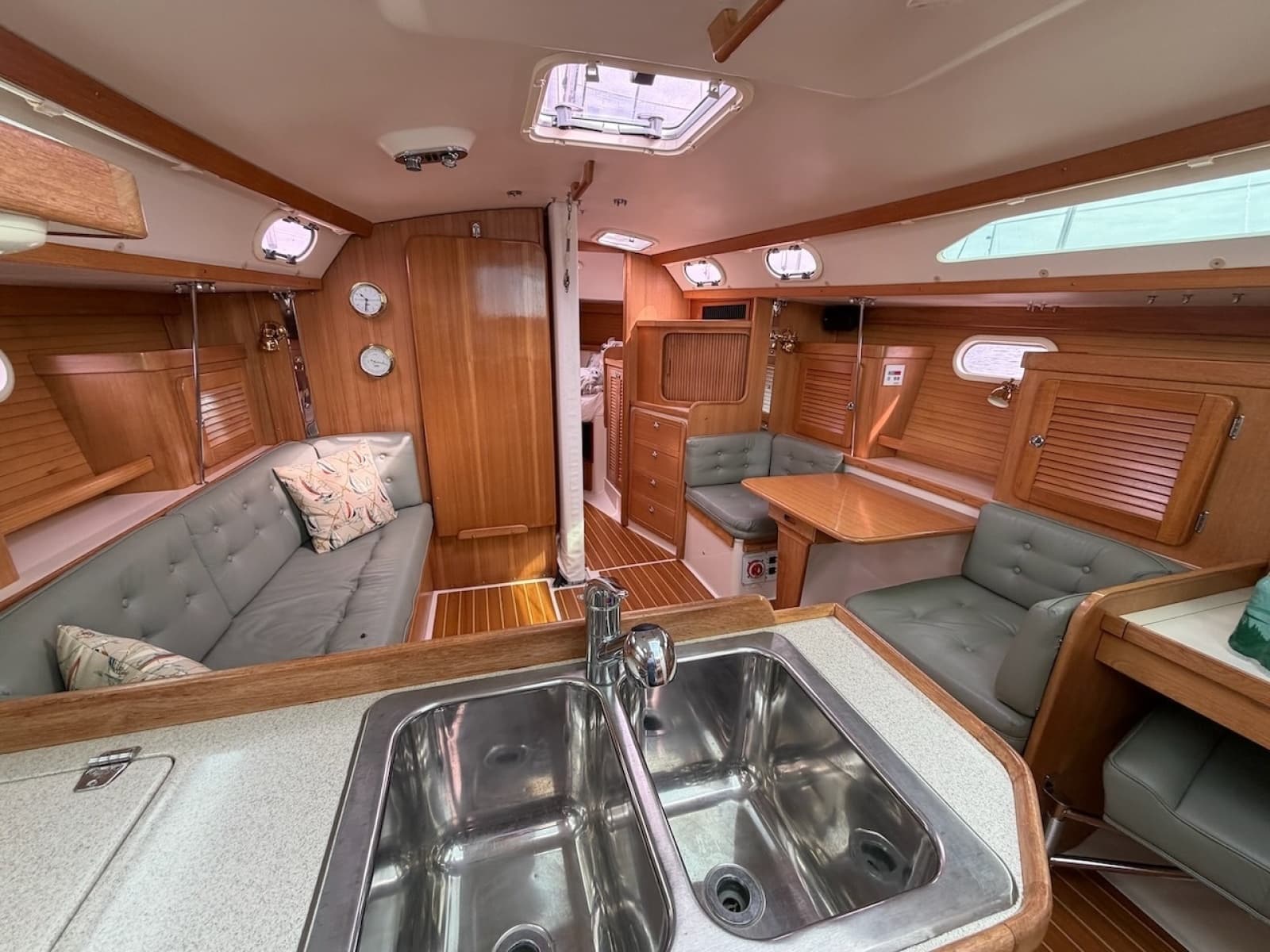 2005 Catalina 36 Mkll