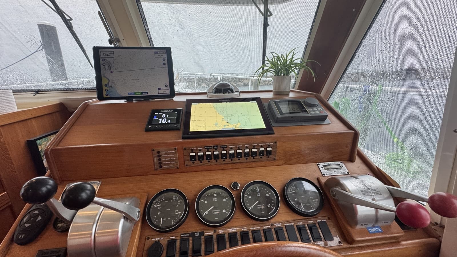 Lower Helm Navigation and Controls