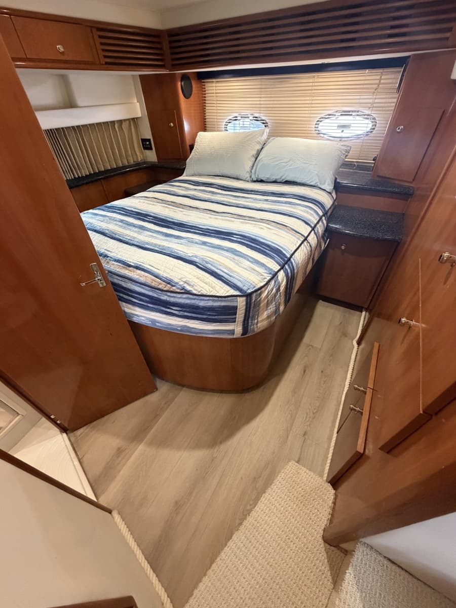 2000 Carver 396 Motor Yacht