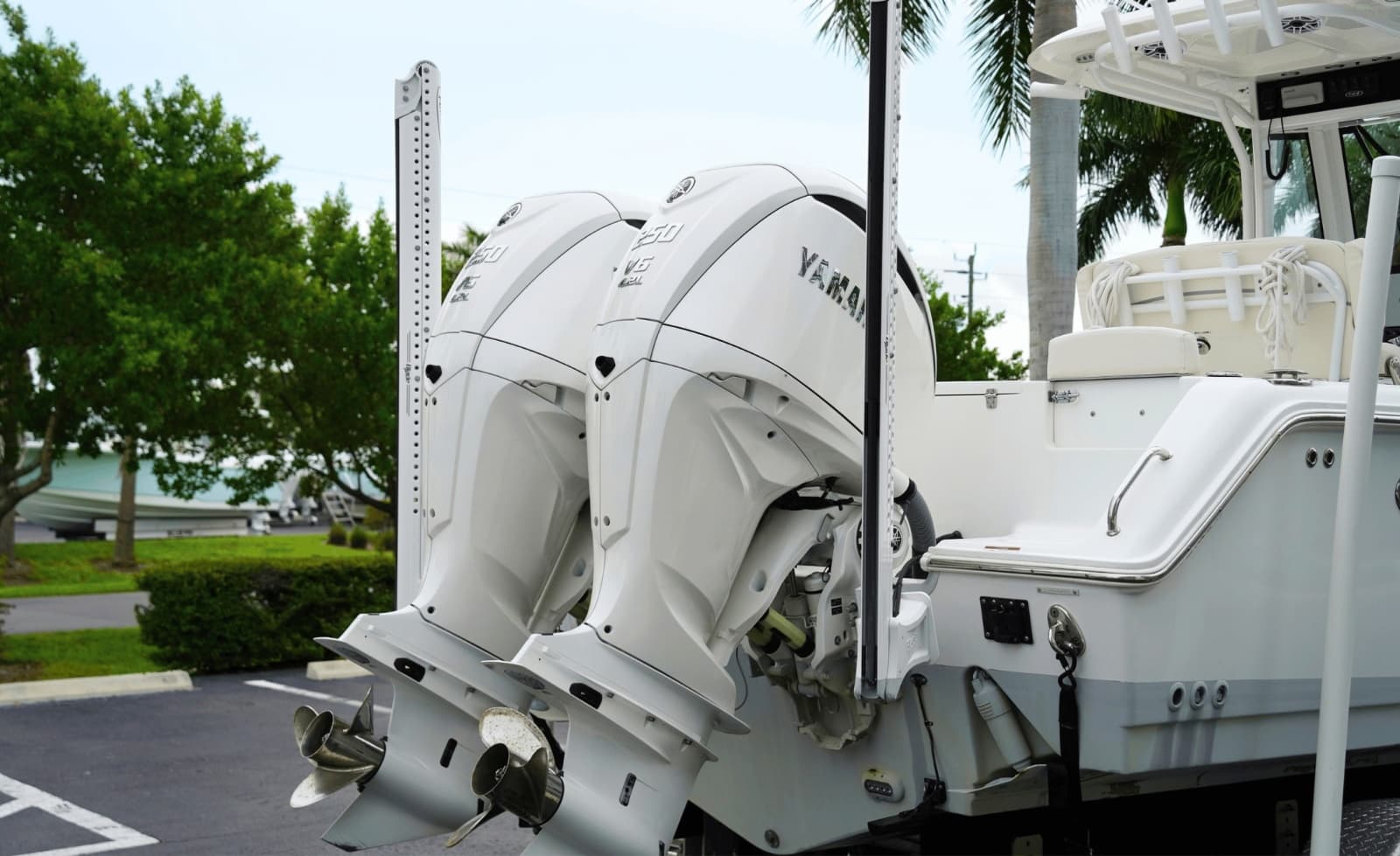 2025 Sea Hunt Gamefish 27FS