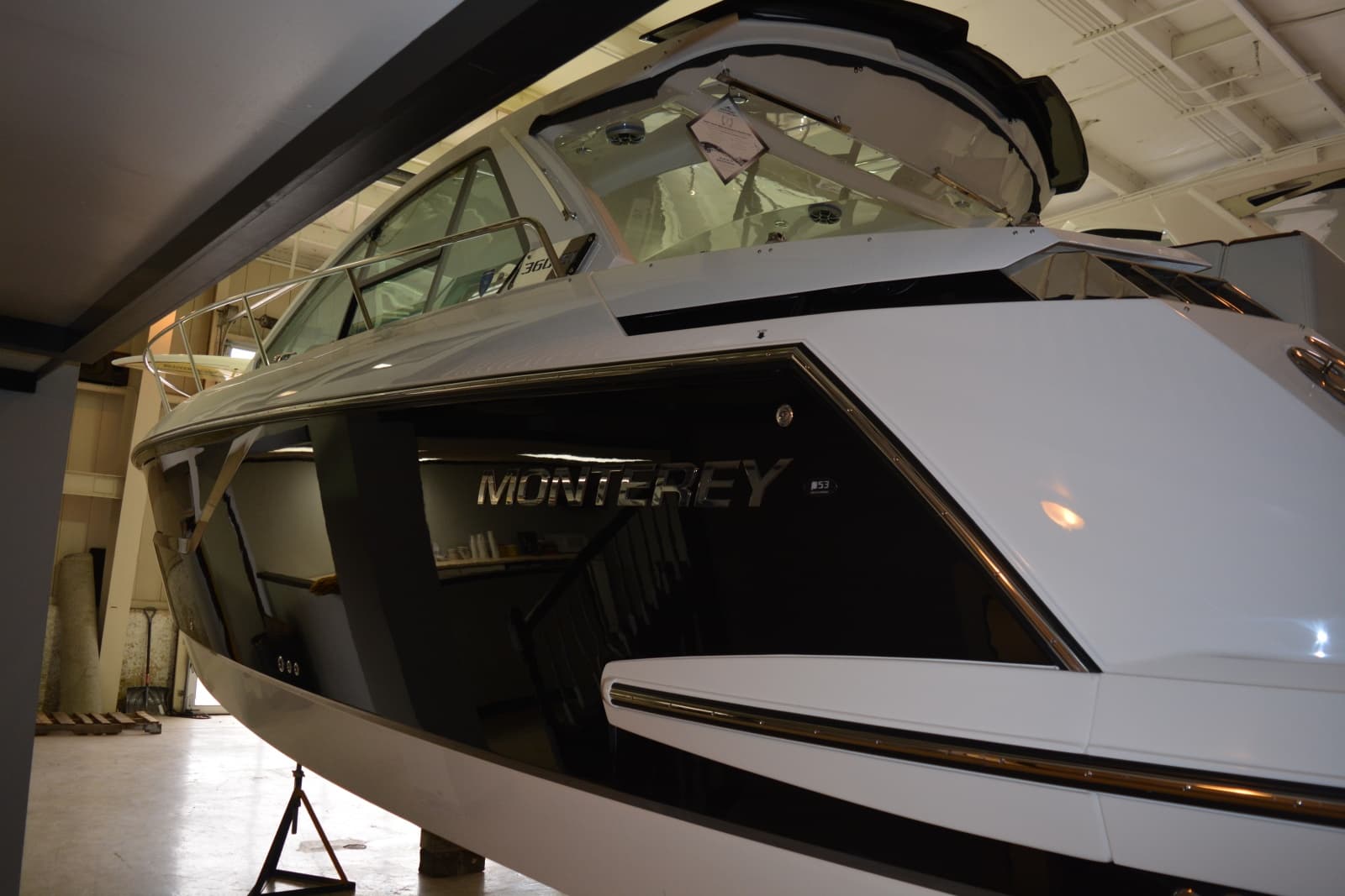 2018 Monterey 360 SC