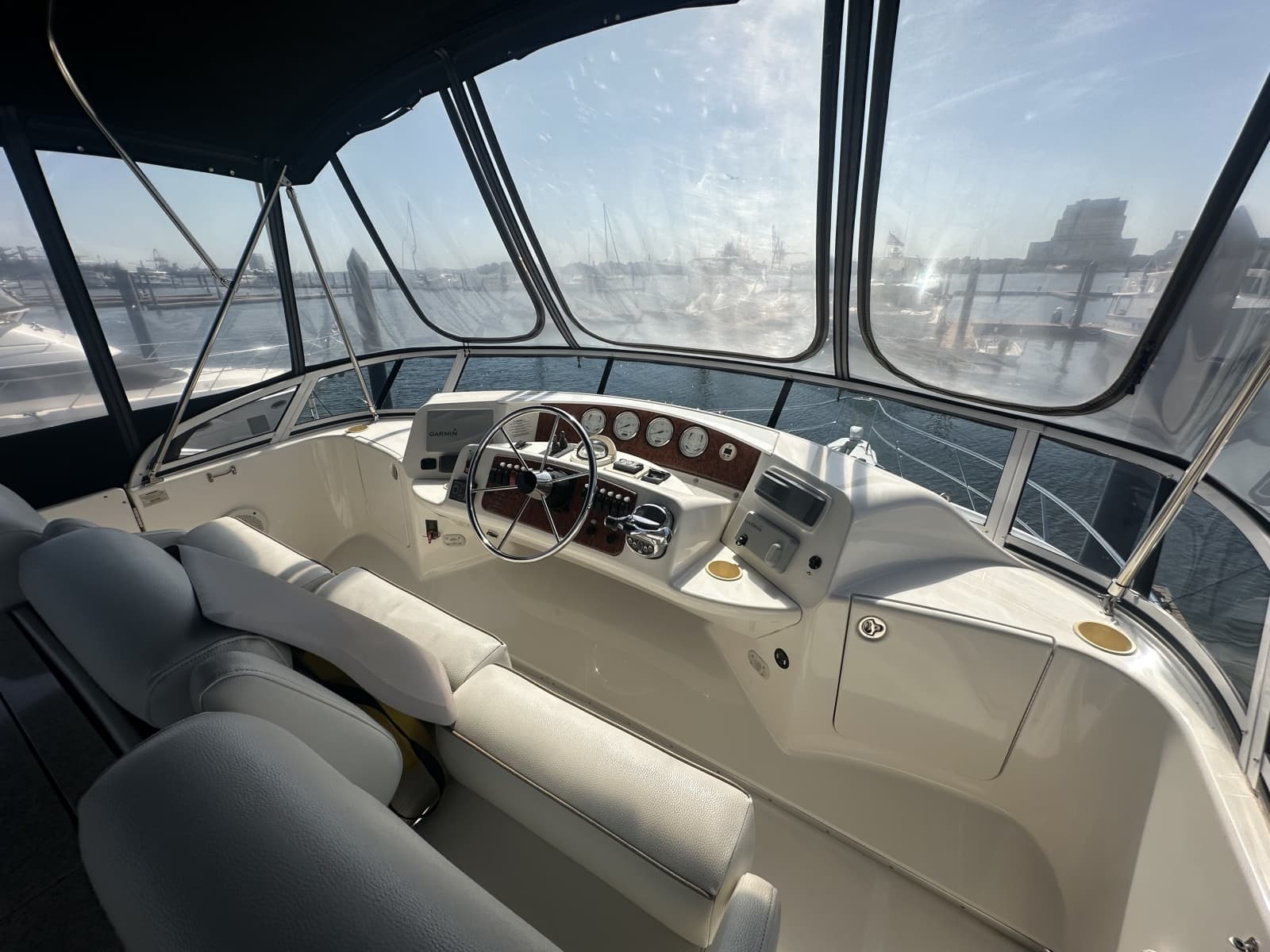 2005 Silverton 43 Motor Yacht