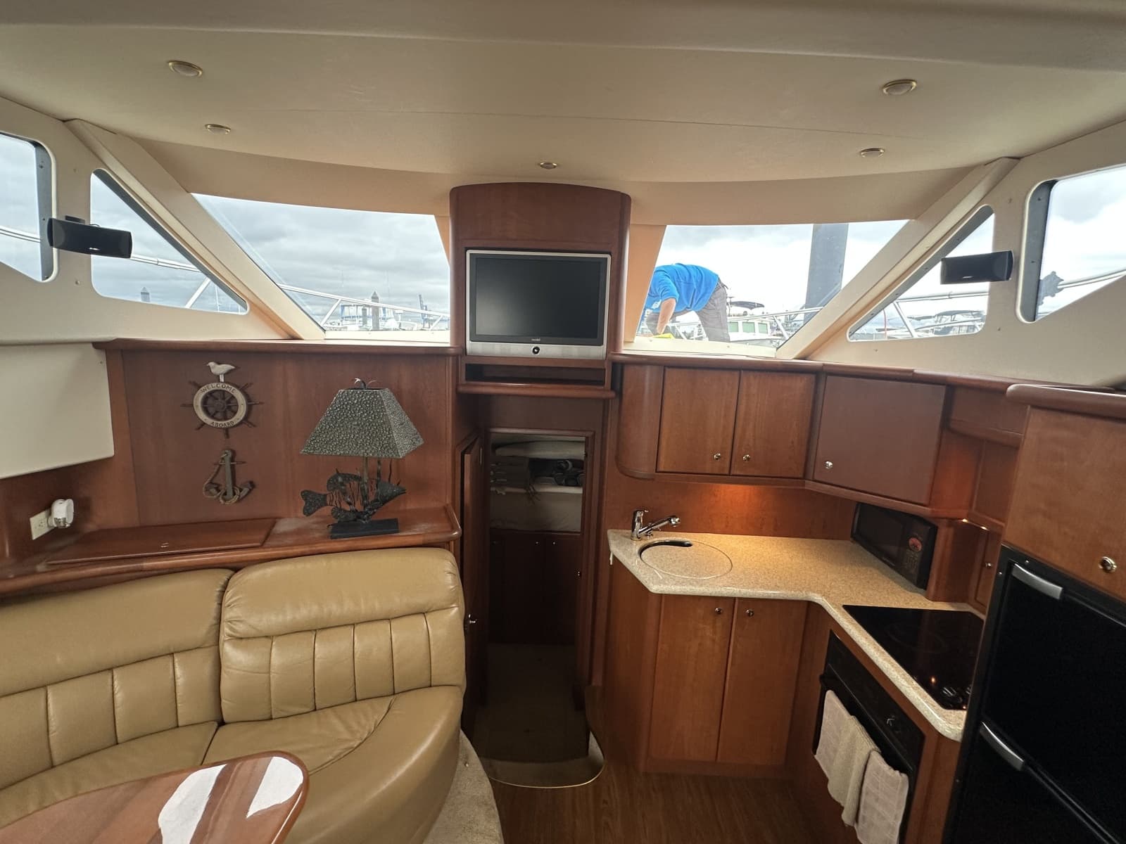 2005 Silverton 43 Motor Yacht