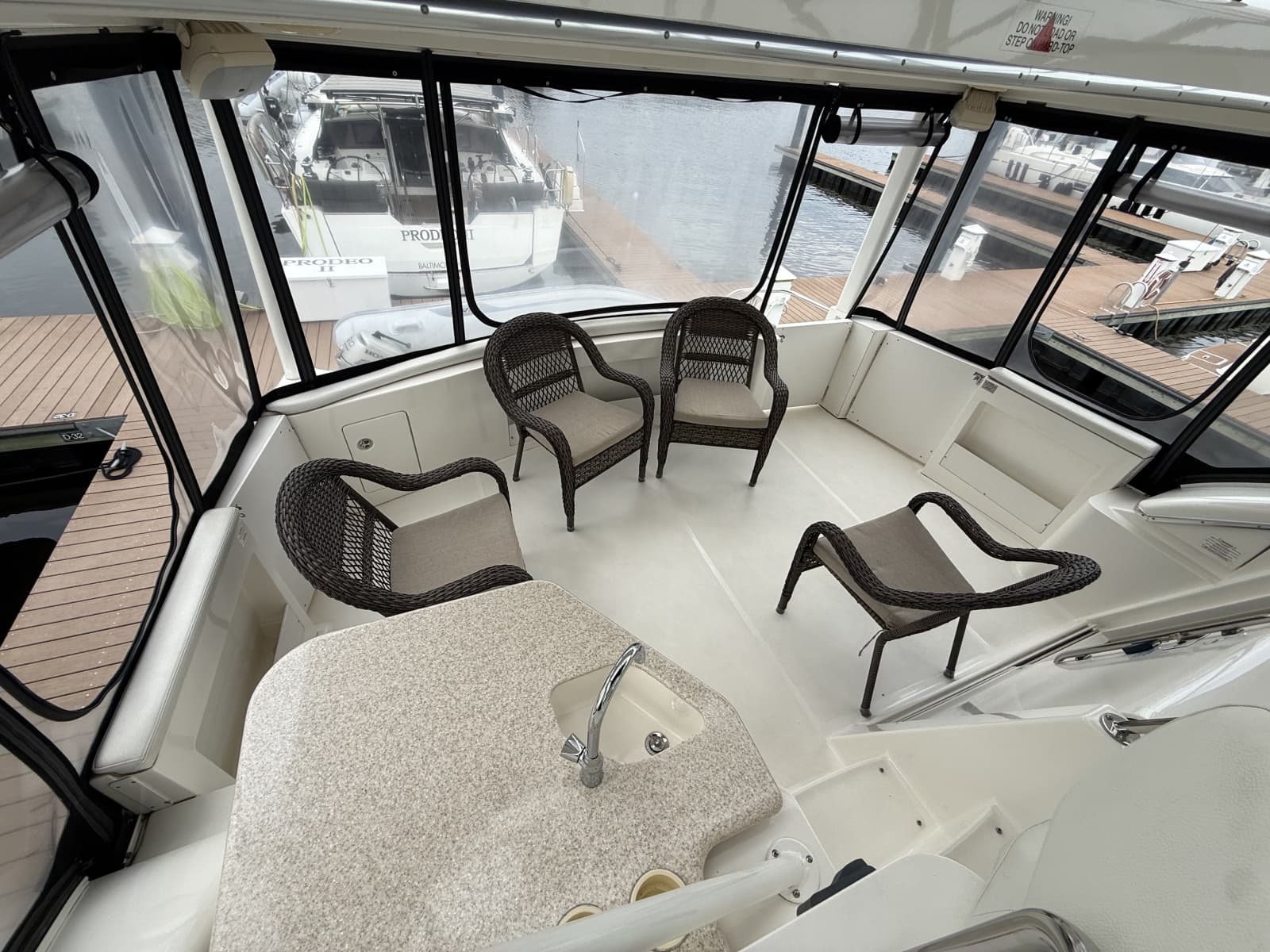 2005 Silverton 43 Motor Yacht