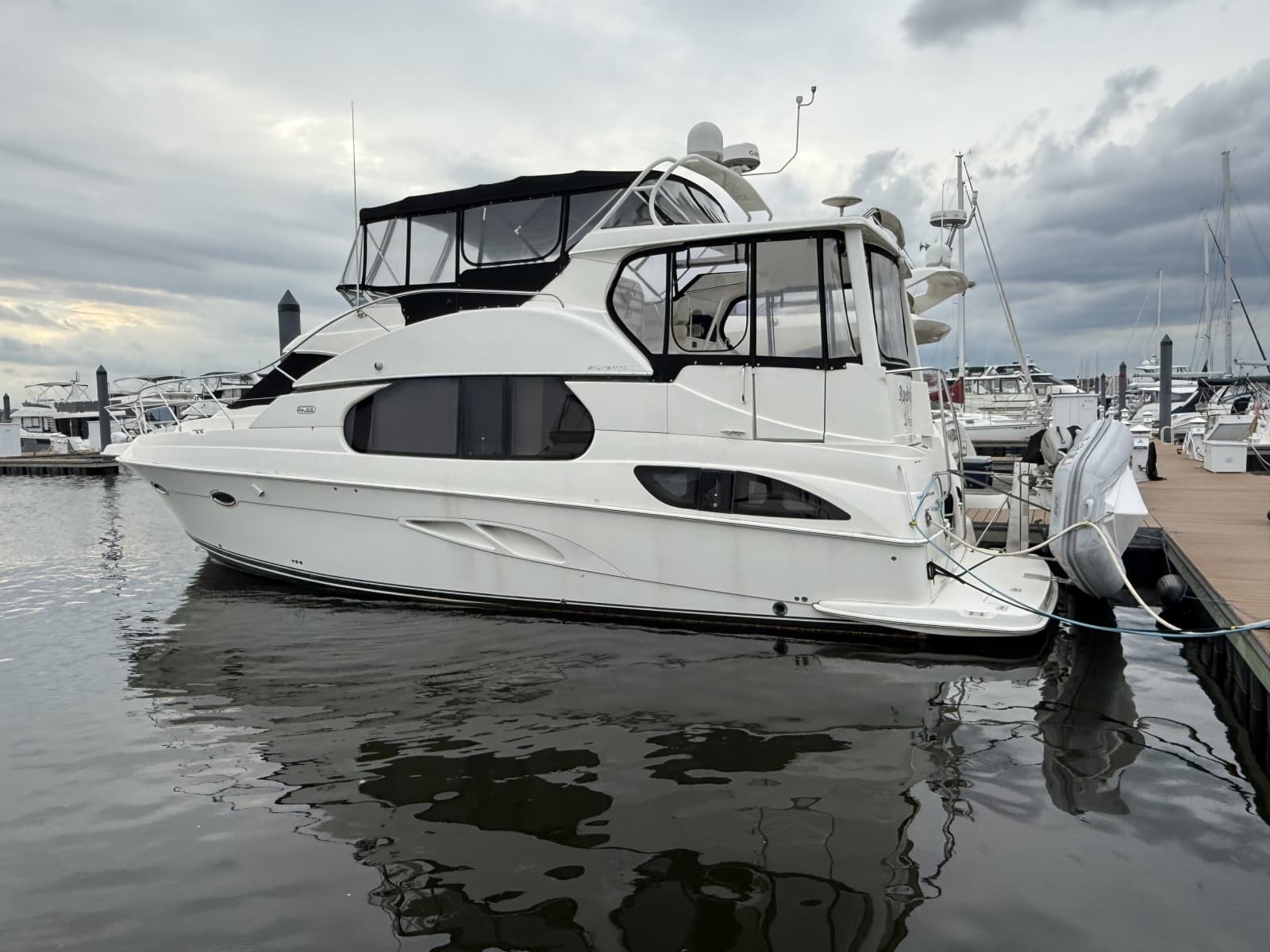 2005 Silverton 43 Motor Yacht
