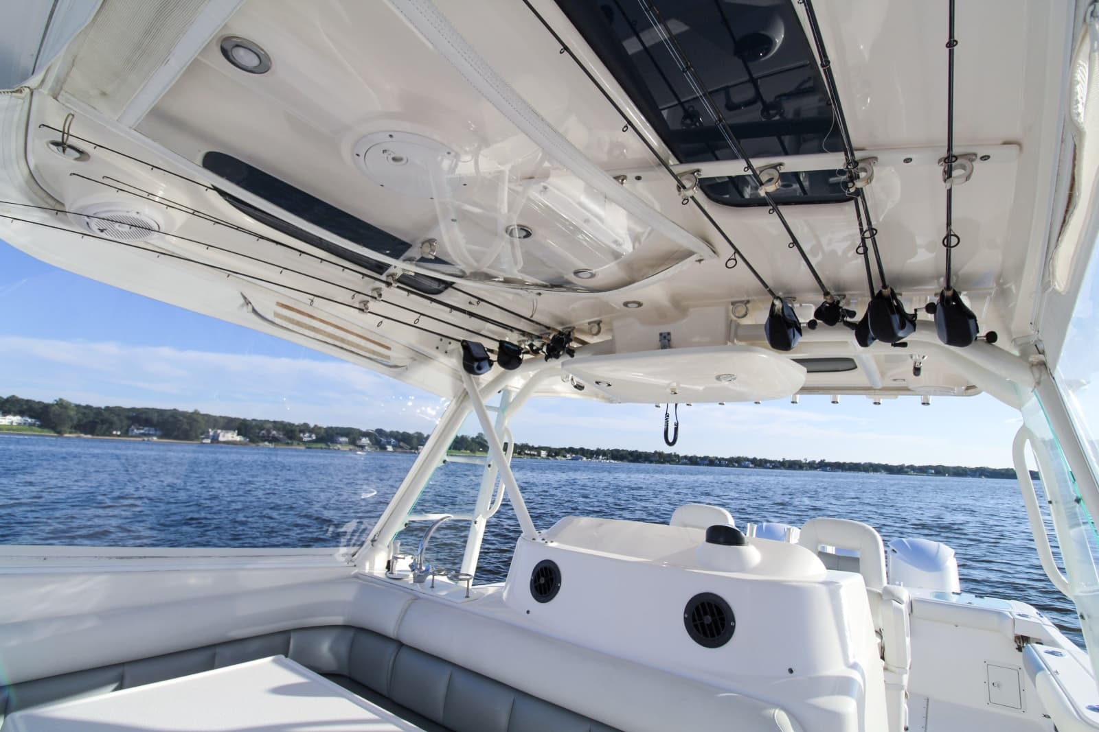 2014 Everglades 350LX