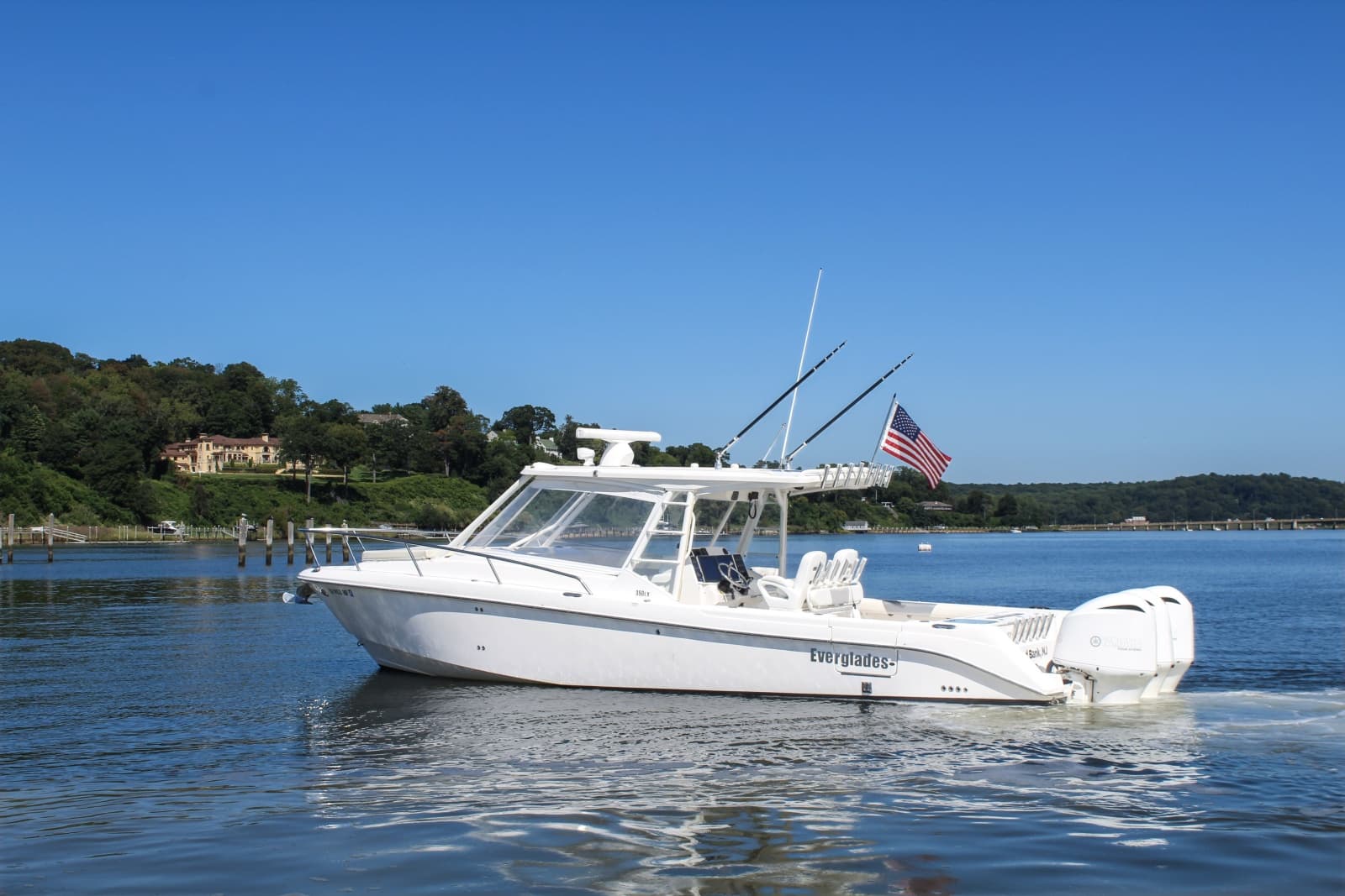 2014 Everglades 350LX