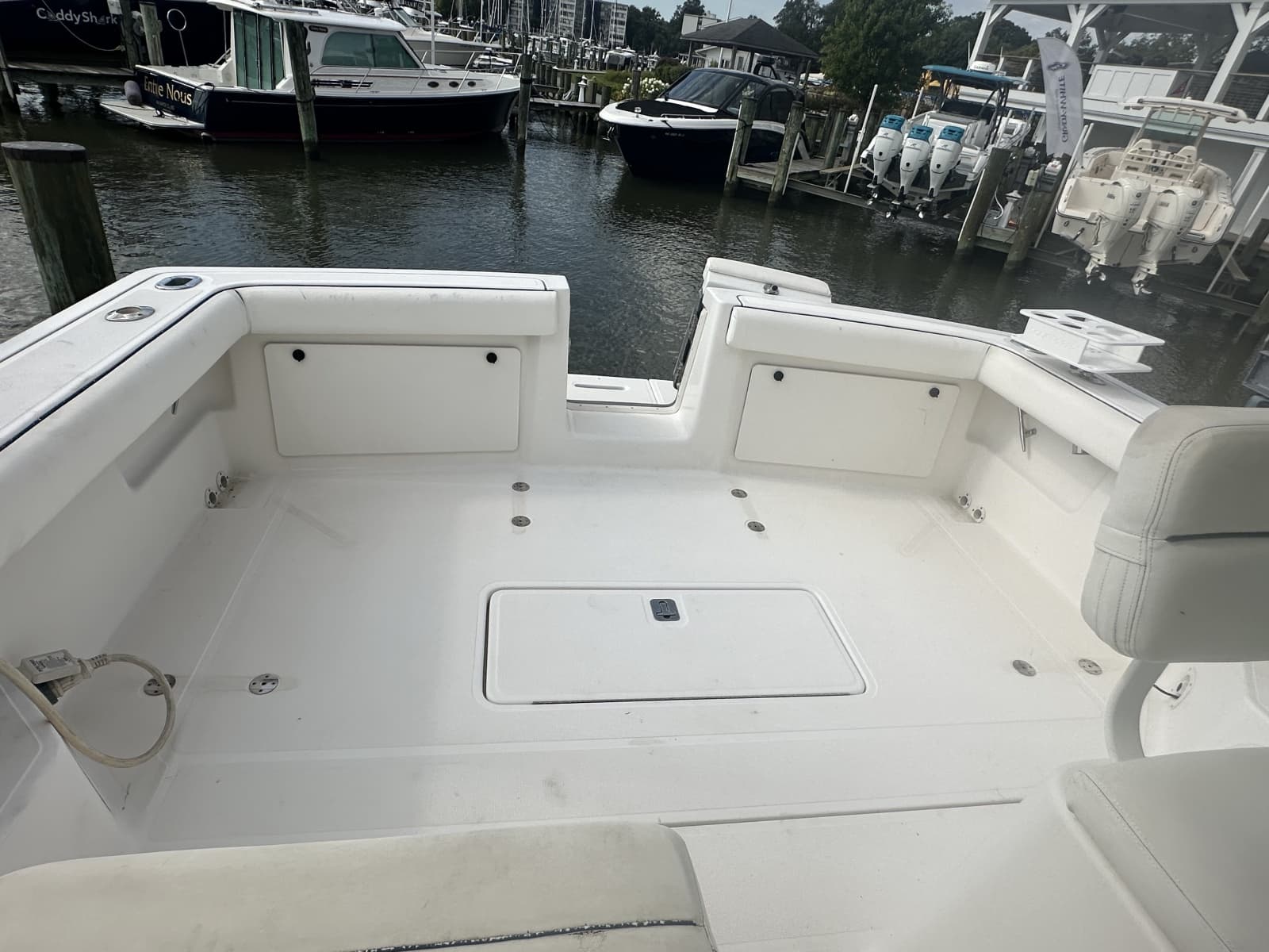 2005 Tiara Yachts 2900 Coronet