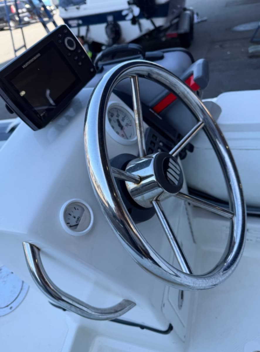 2016 Novurania 335DL