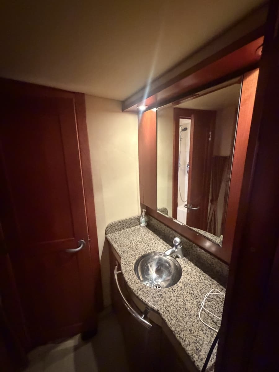 2006 Sea Ray 480 Sundancer