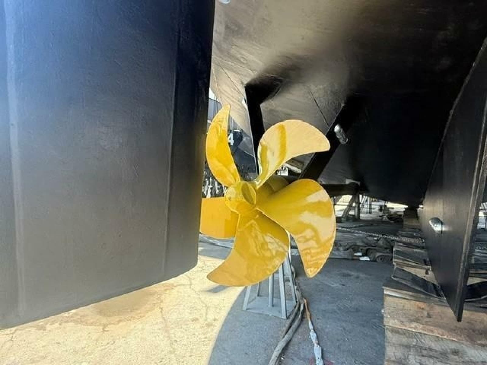 Port Rudder Prop