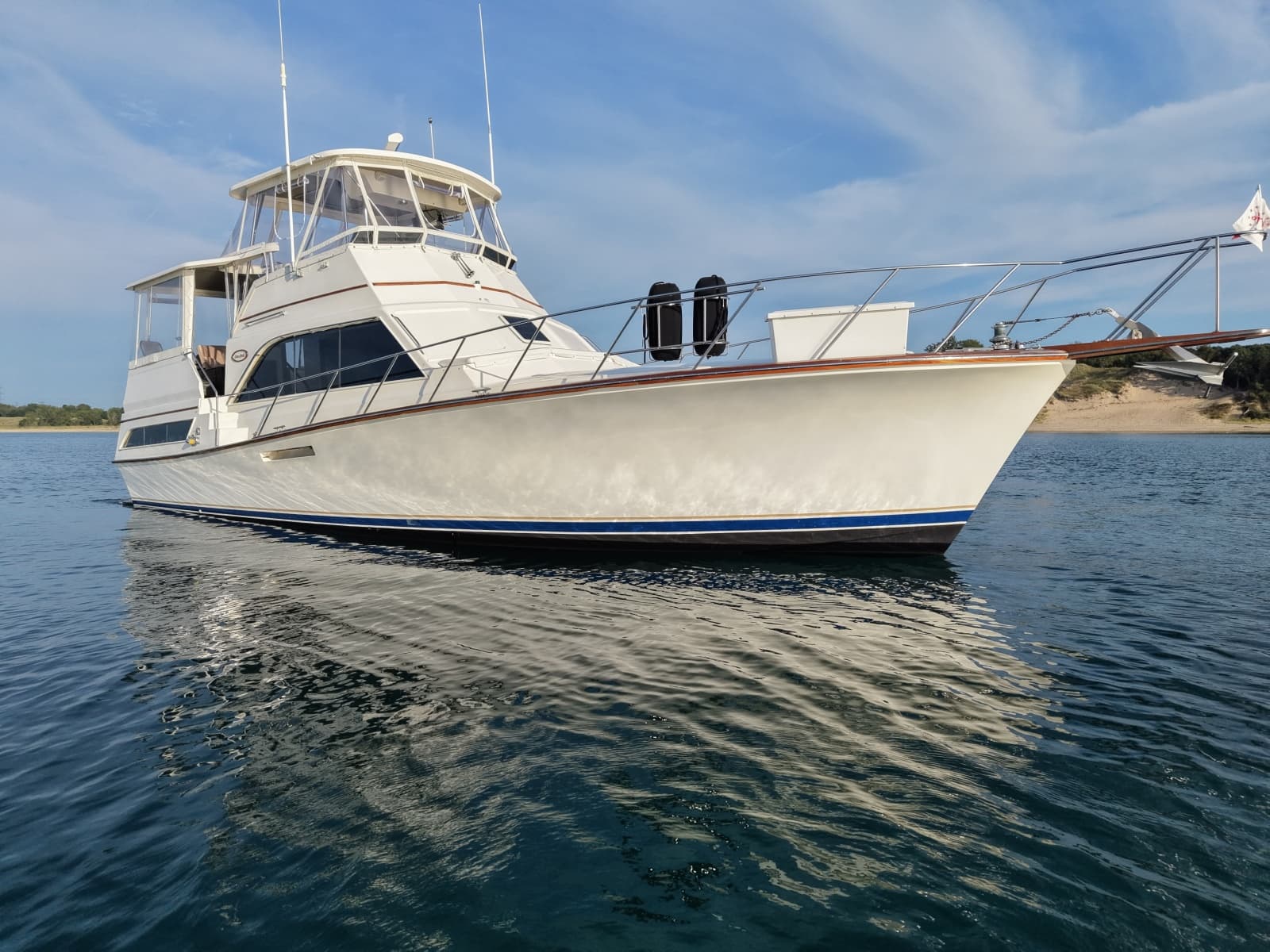 1985 Ocean Yachts 46 Sunliner
