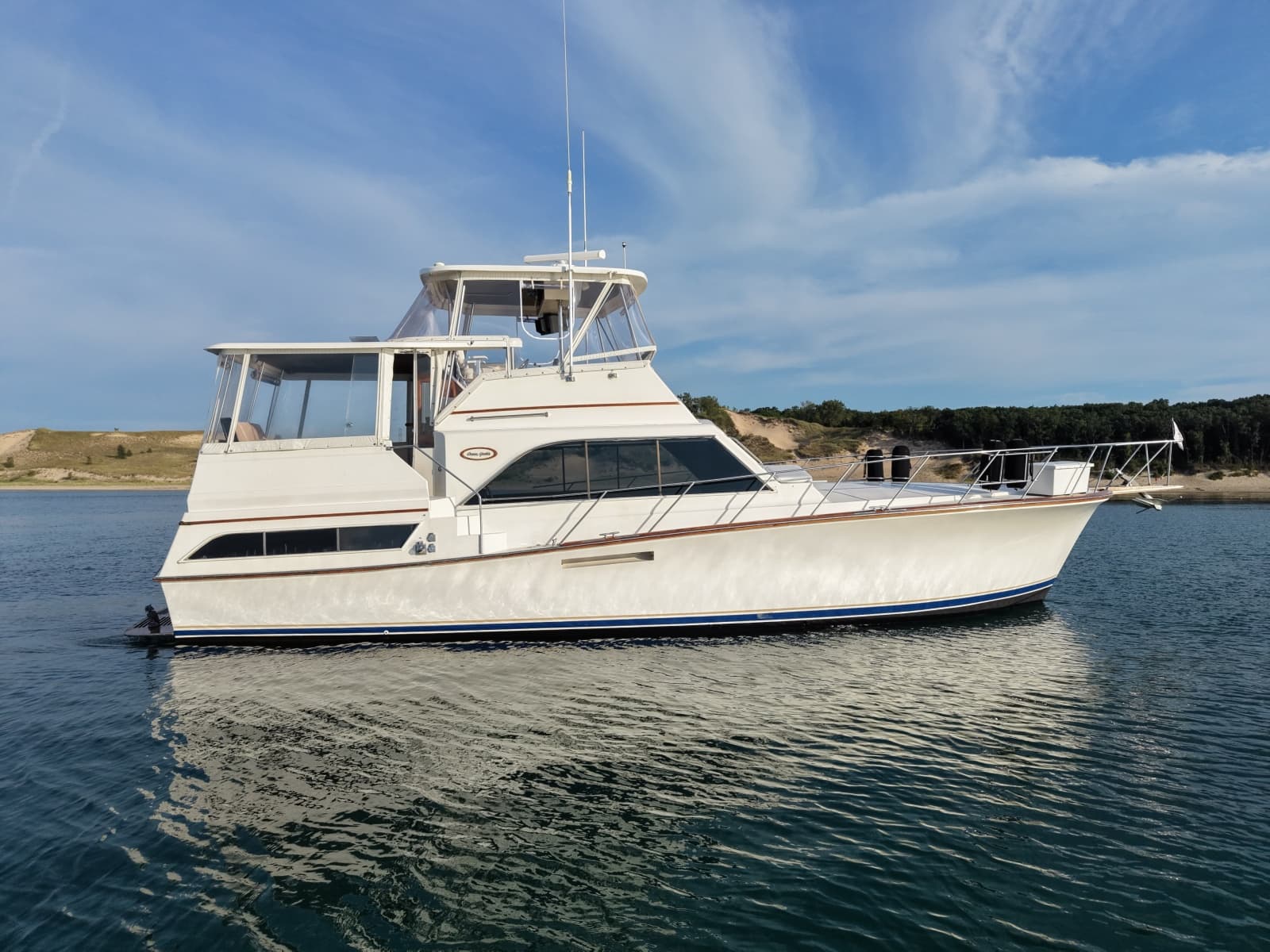 1985 Ocean Yachts 46 Sunliner