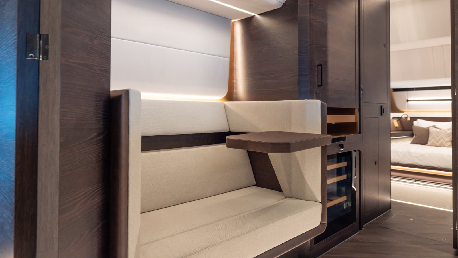 2026 Vanquish Yachts VQ70