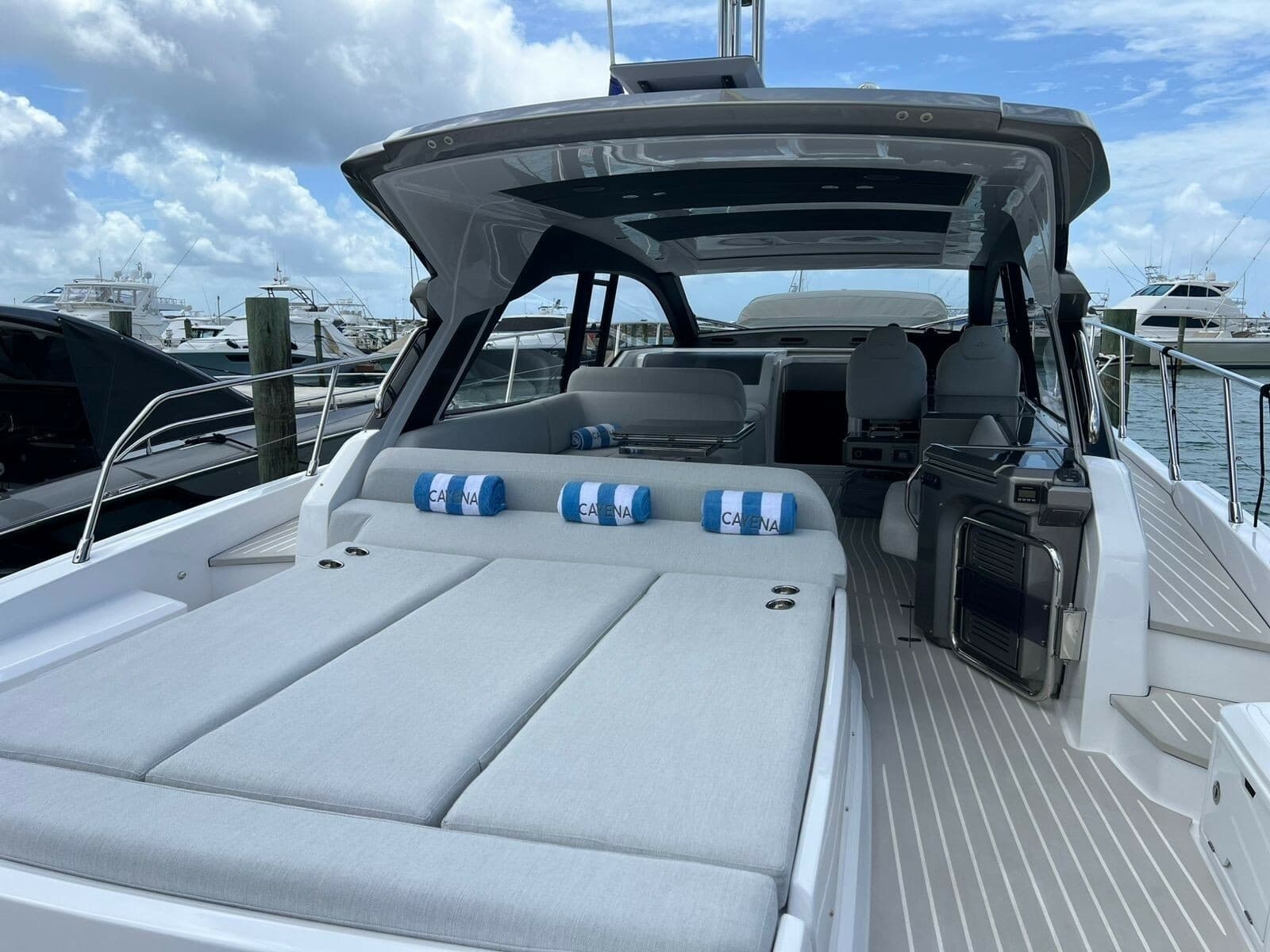 2025 Azimut Atlantis 51