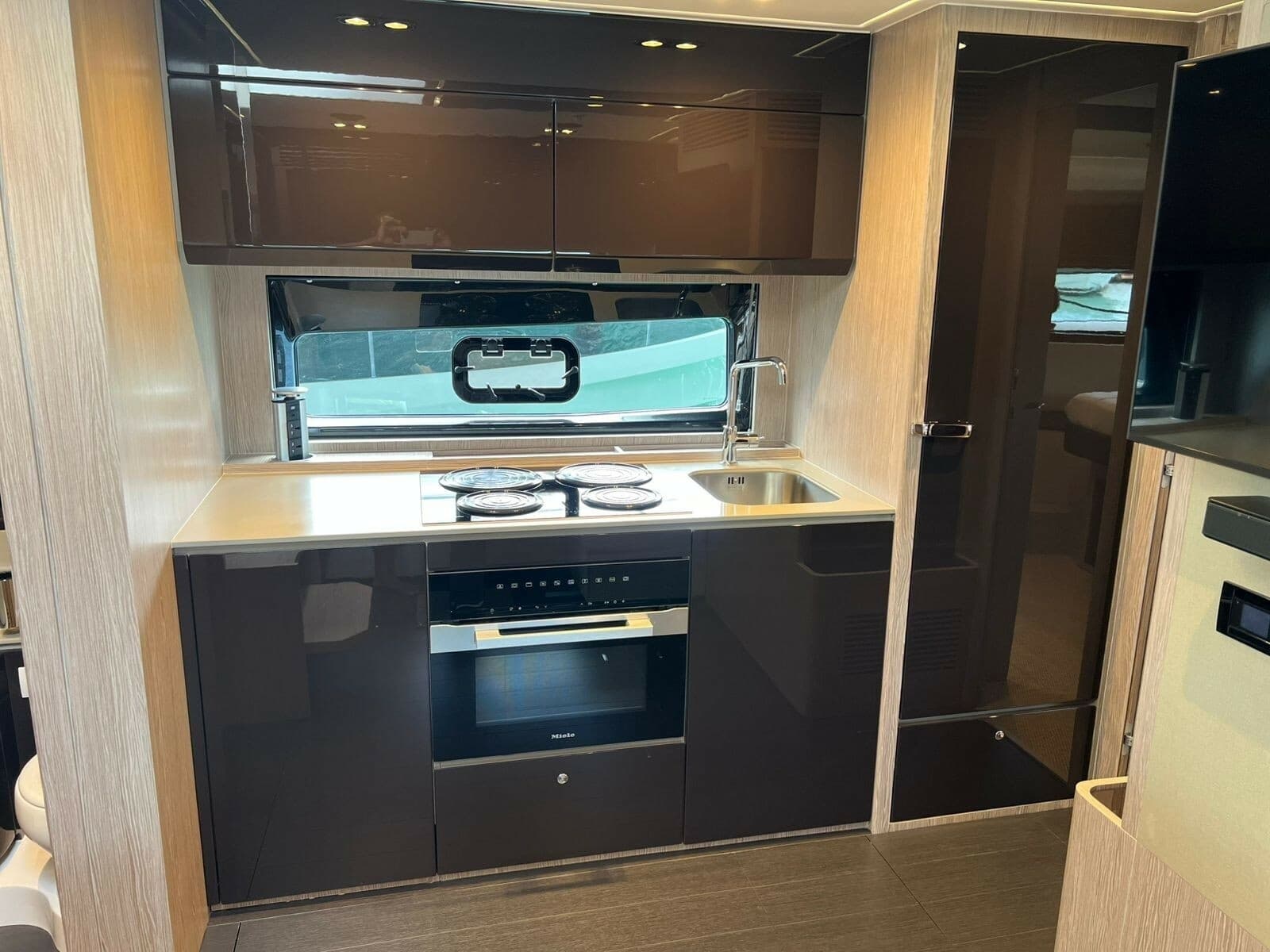2025 Azimut Atlantis 51