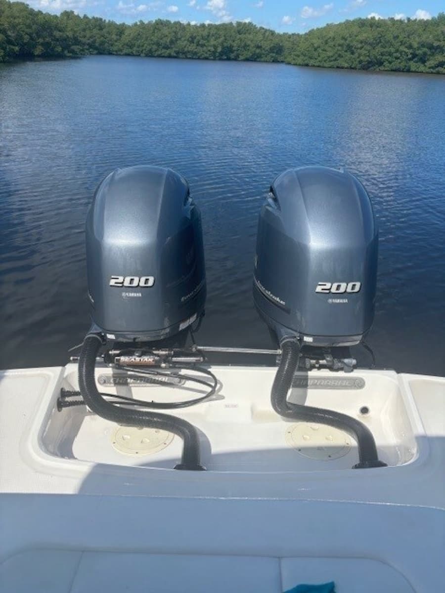 2021 Chaparral 28 OSX