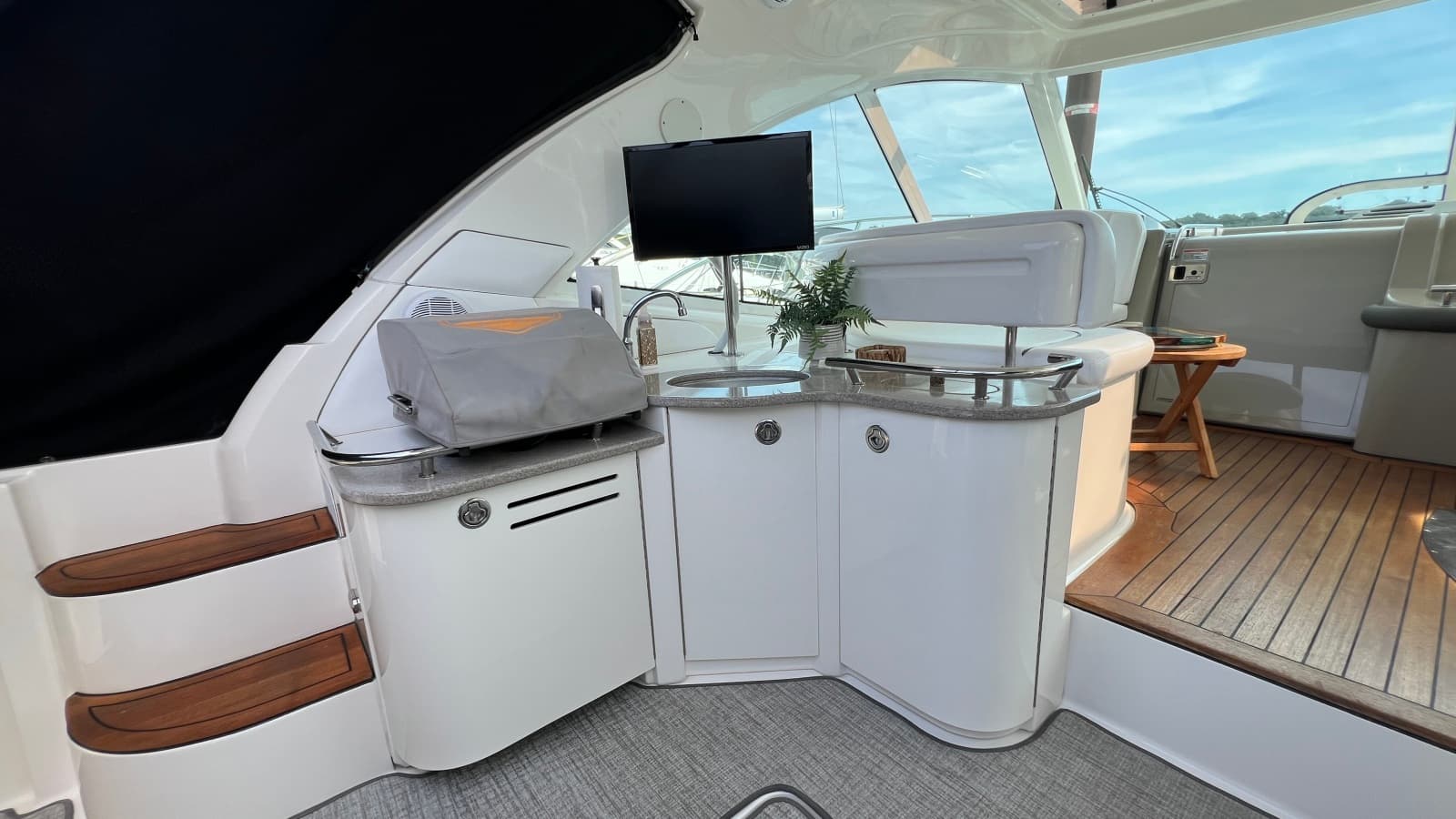 2006 Sea Ray 48 Sundancer