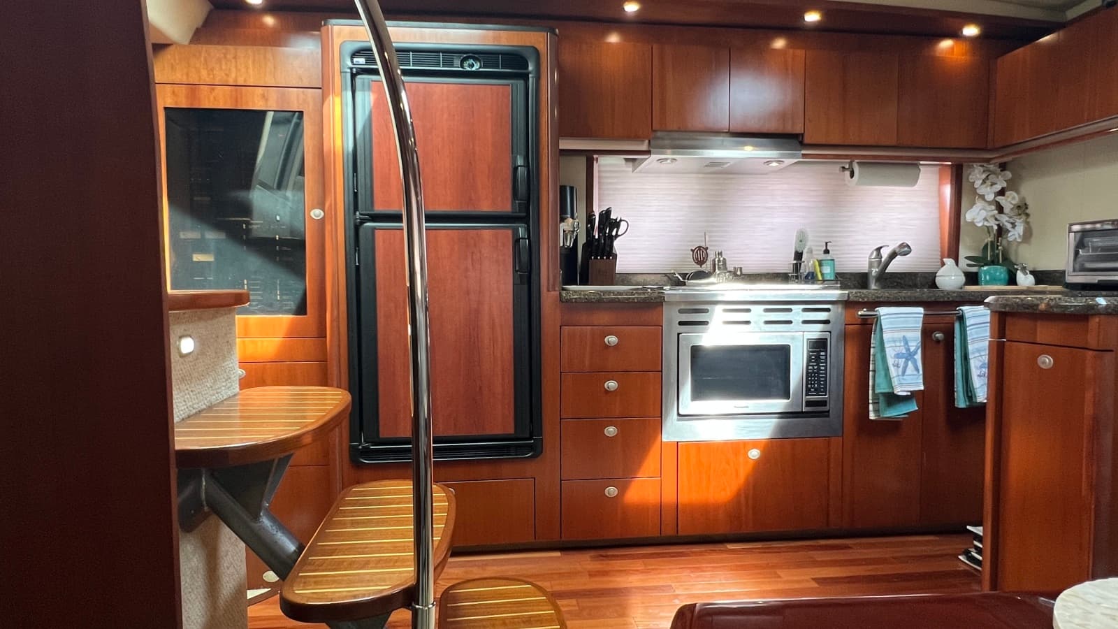 2006 Sea Ray 48 Sundancer