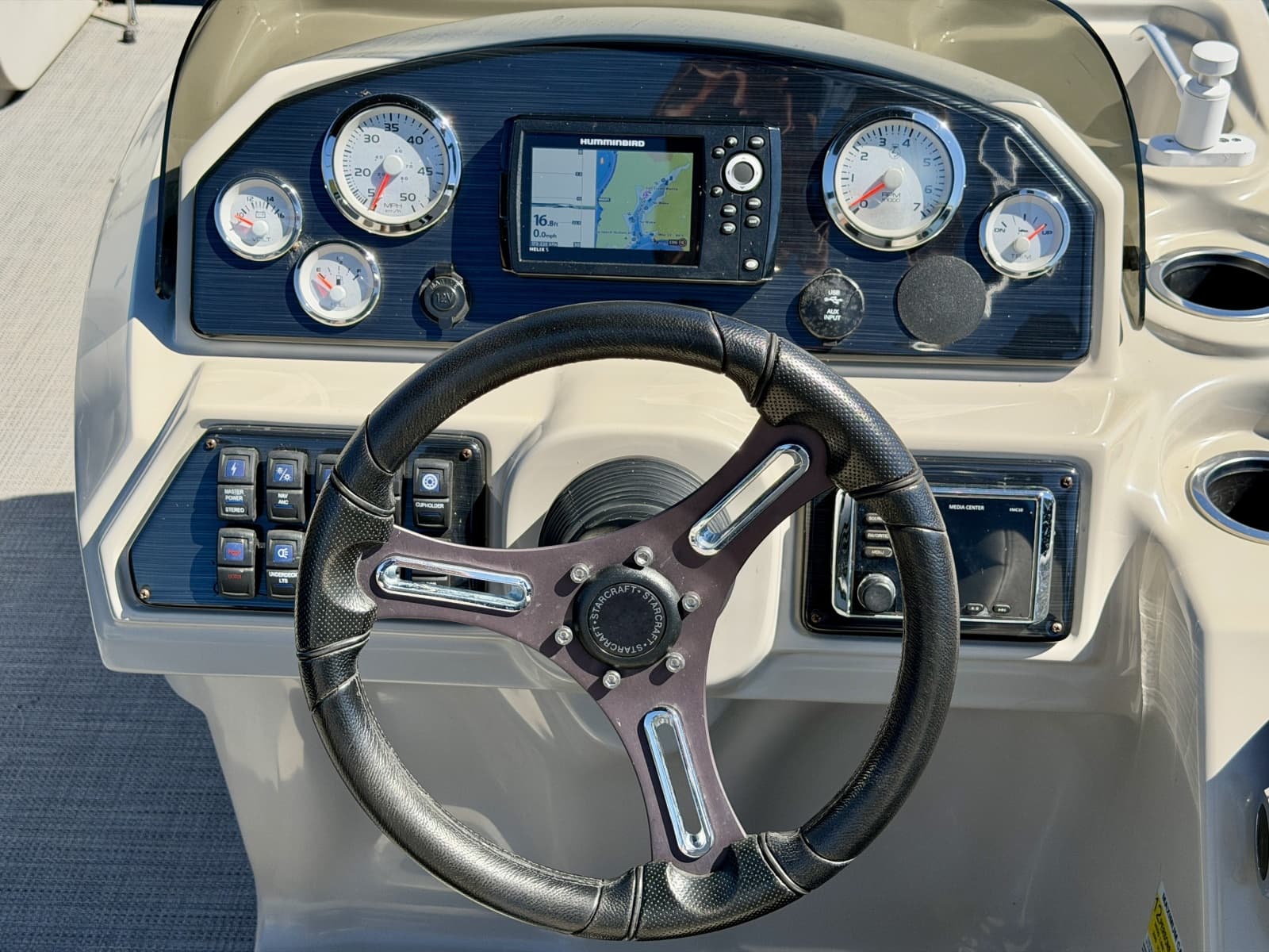 2018 Starcraft SLS 3 Tritoon