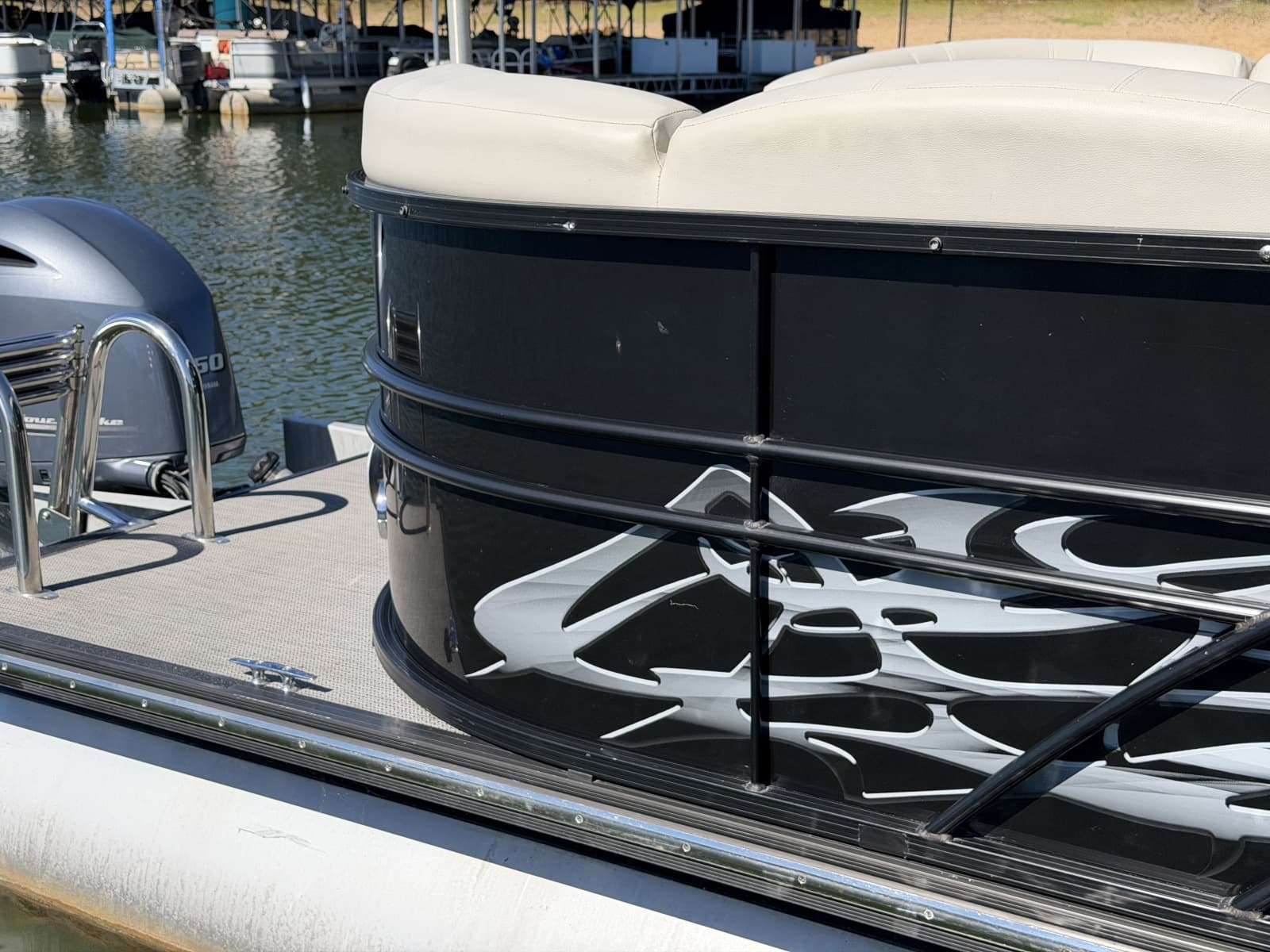 2018 Starcraft SLS 3 Tritoon
