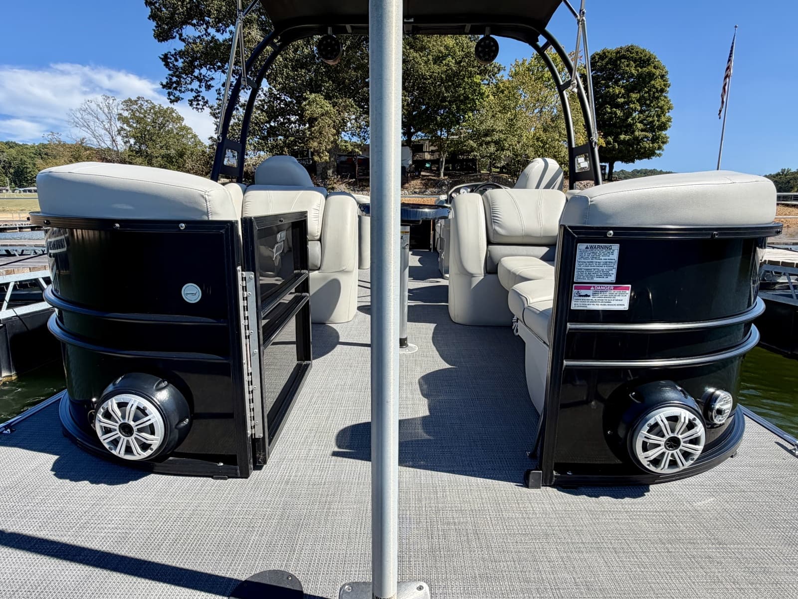 2018 Starcraft SLS 3 Tritoon