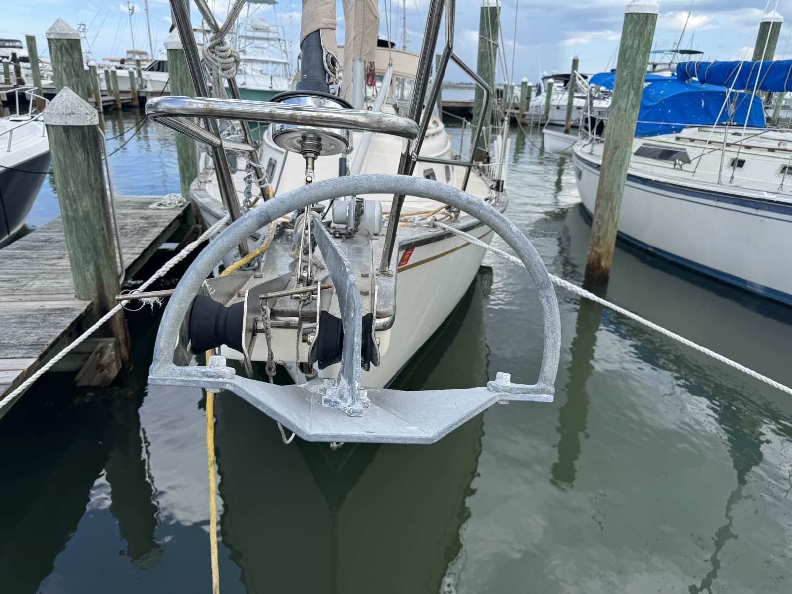 1994 Island Packet 32