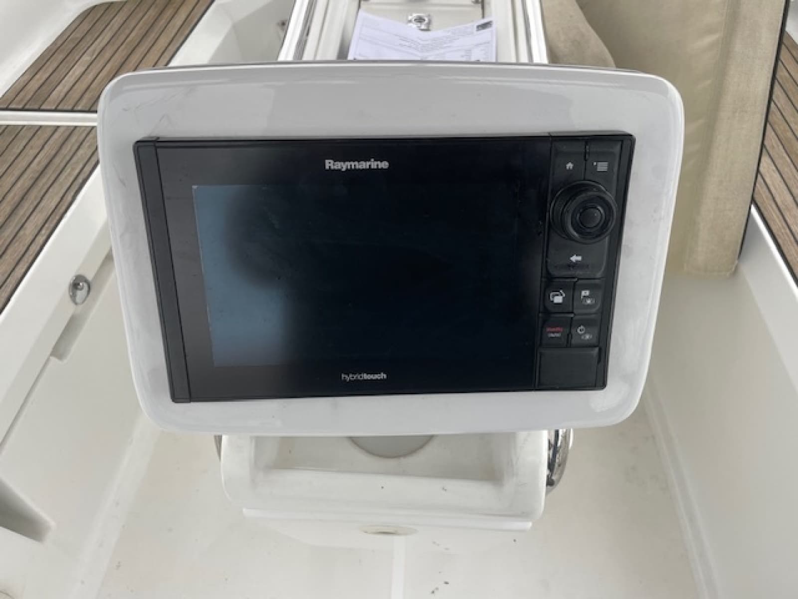 2017 Jeanneau 389