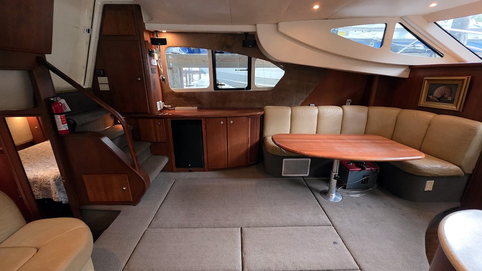 Main Cabin Port