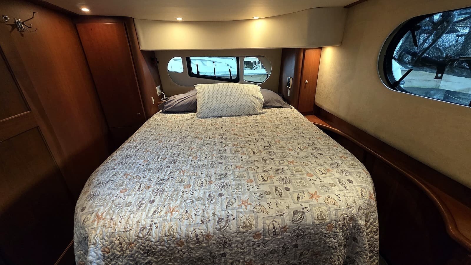 Owners Stateroom Starboard