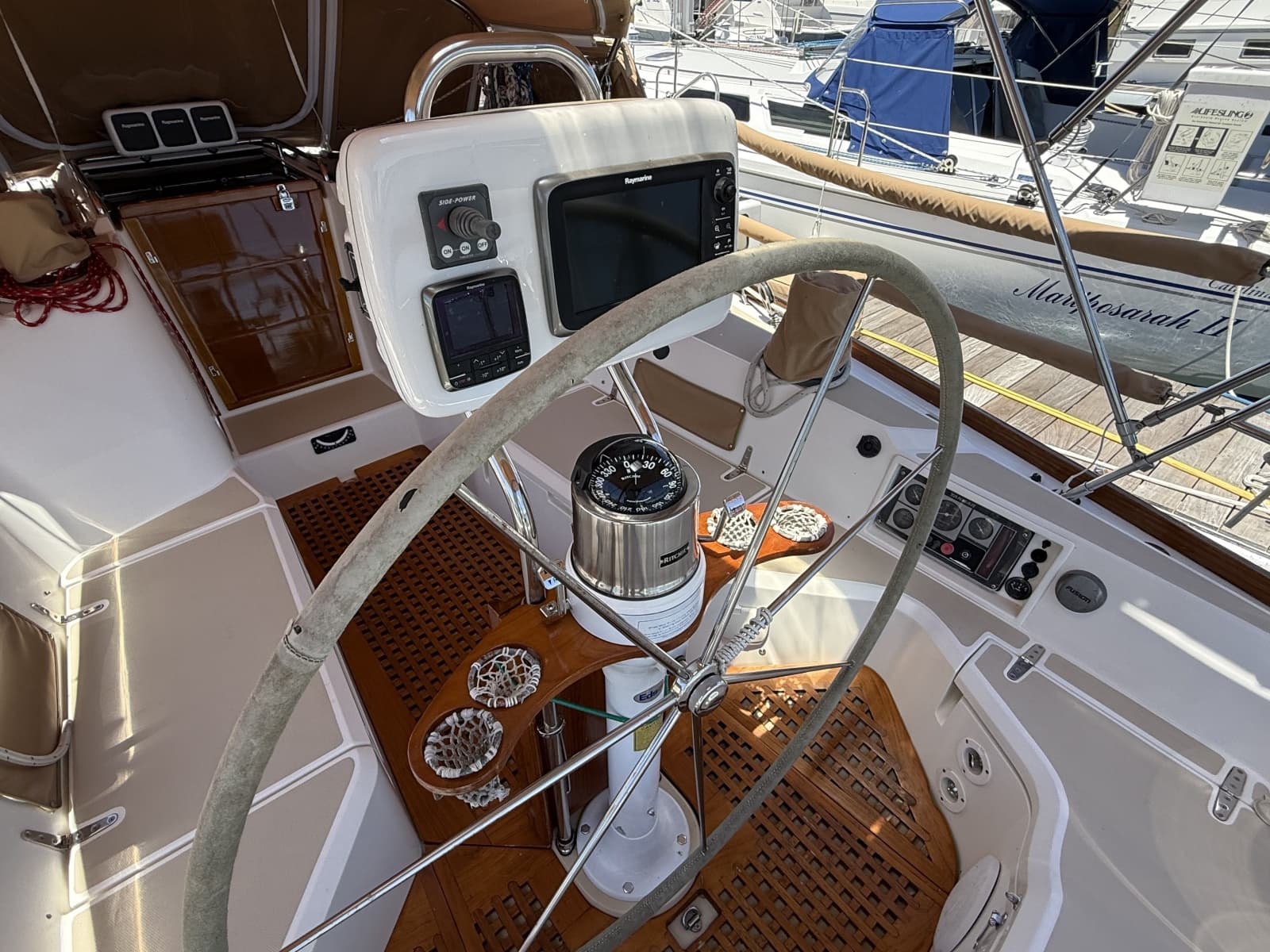 2004 Sabre 426