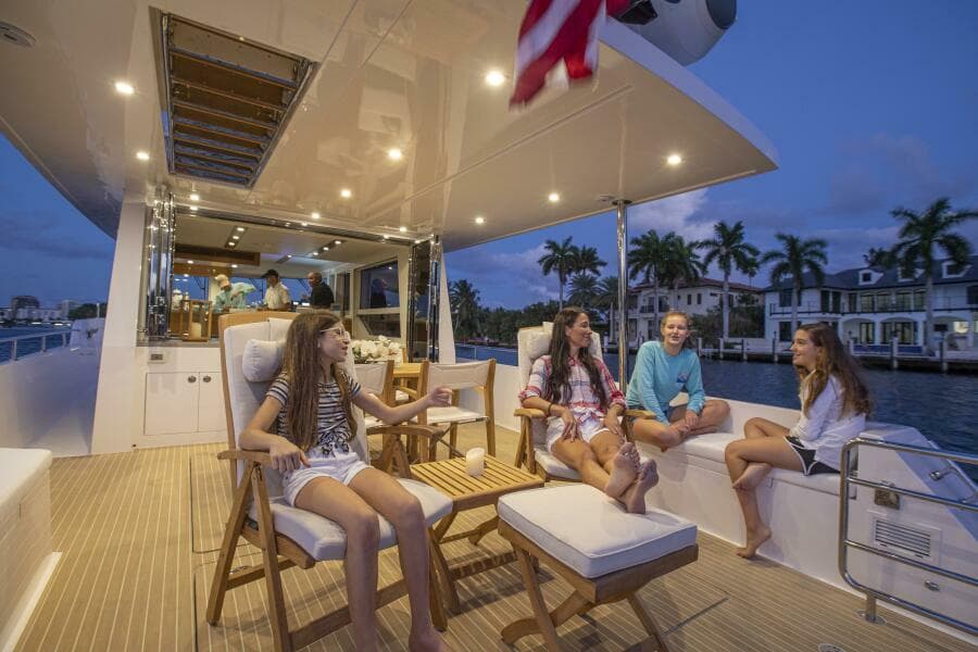 2027 Outback Yachts 50