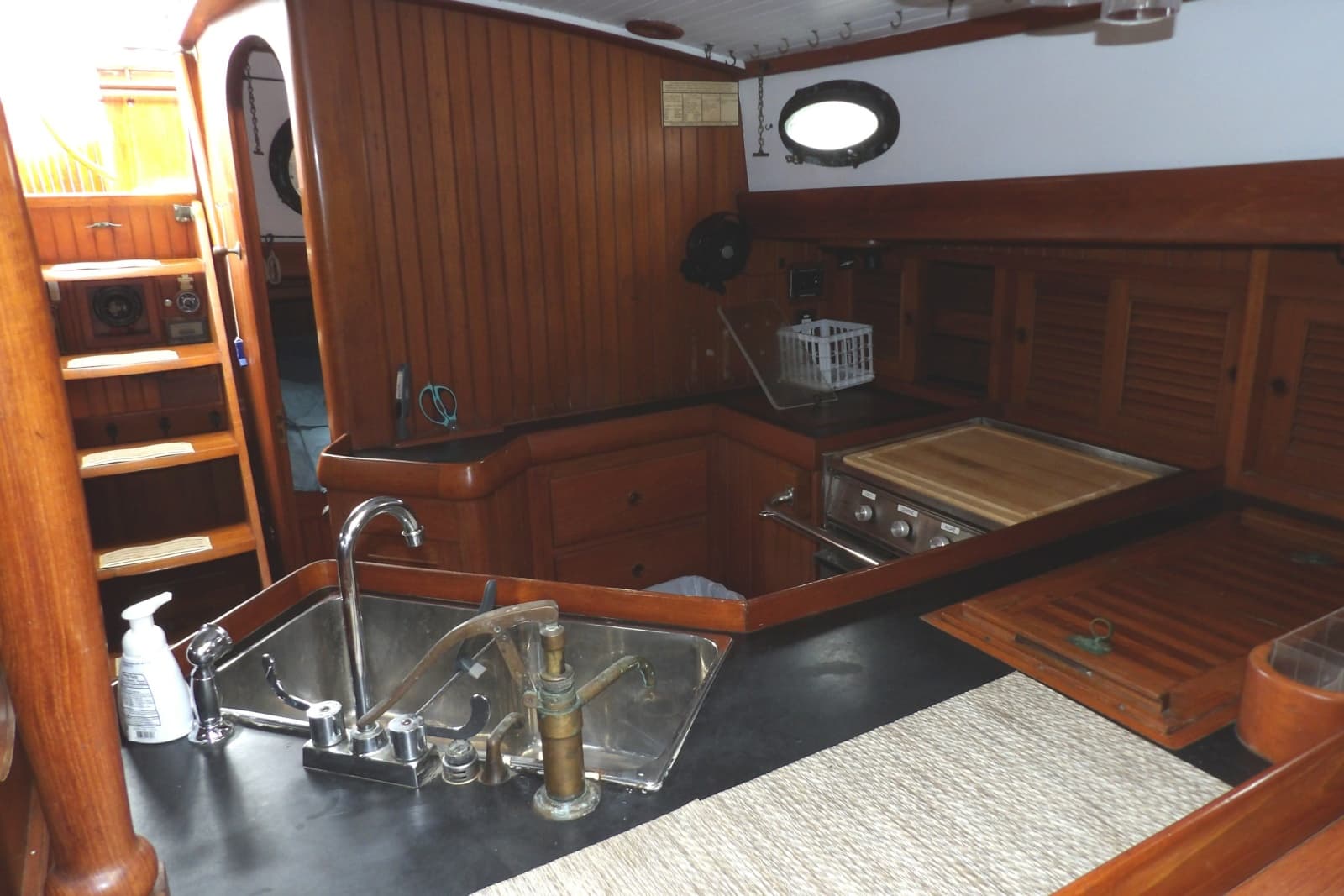 1986 Hans Christian 43 T
