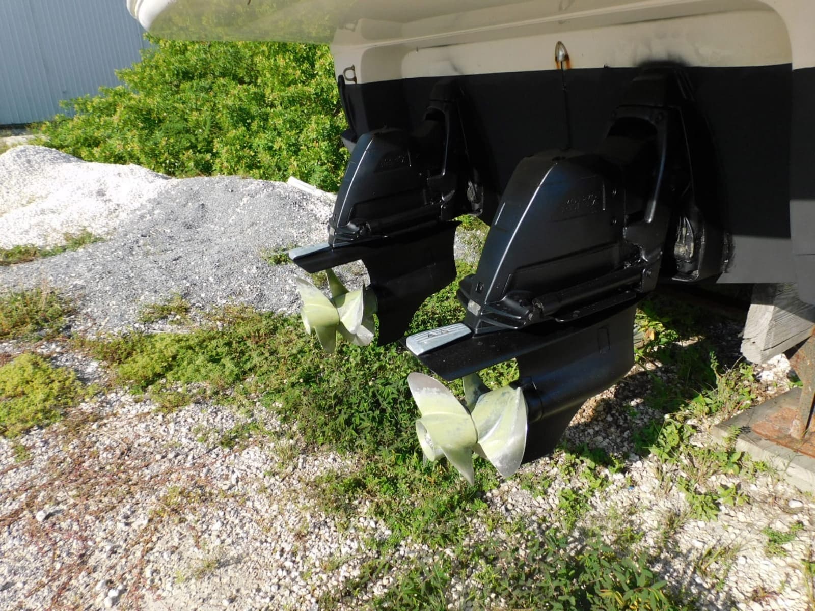 2007 Monterey 330 Sport Yacht
