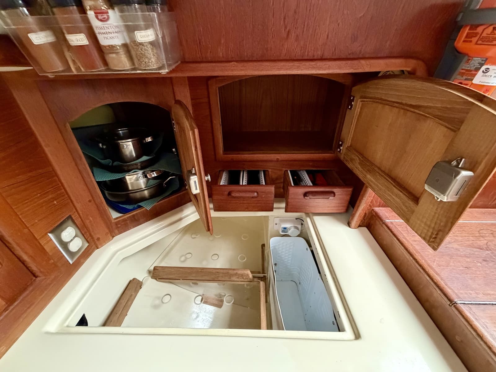 1997 Pacific Seacraft Crealock