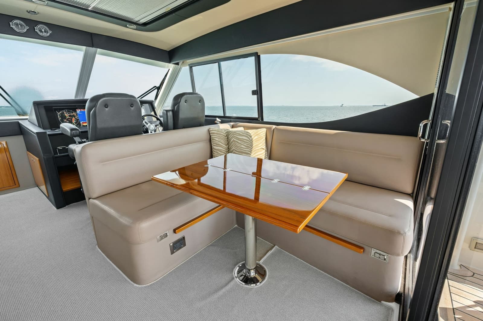 2016 Maritimo M58