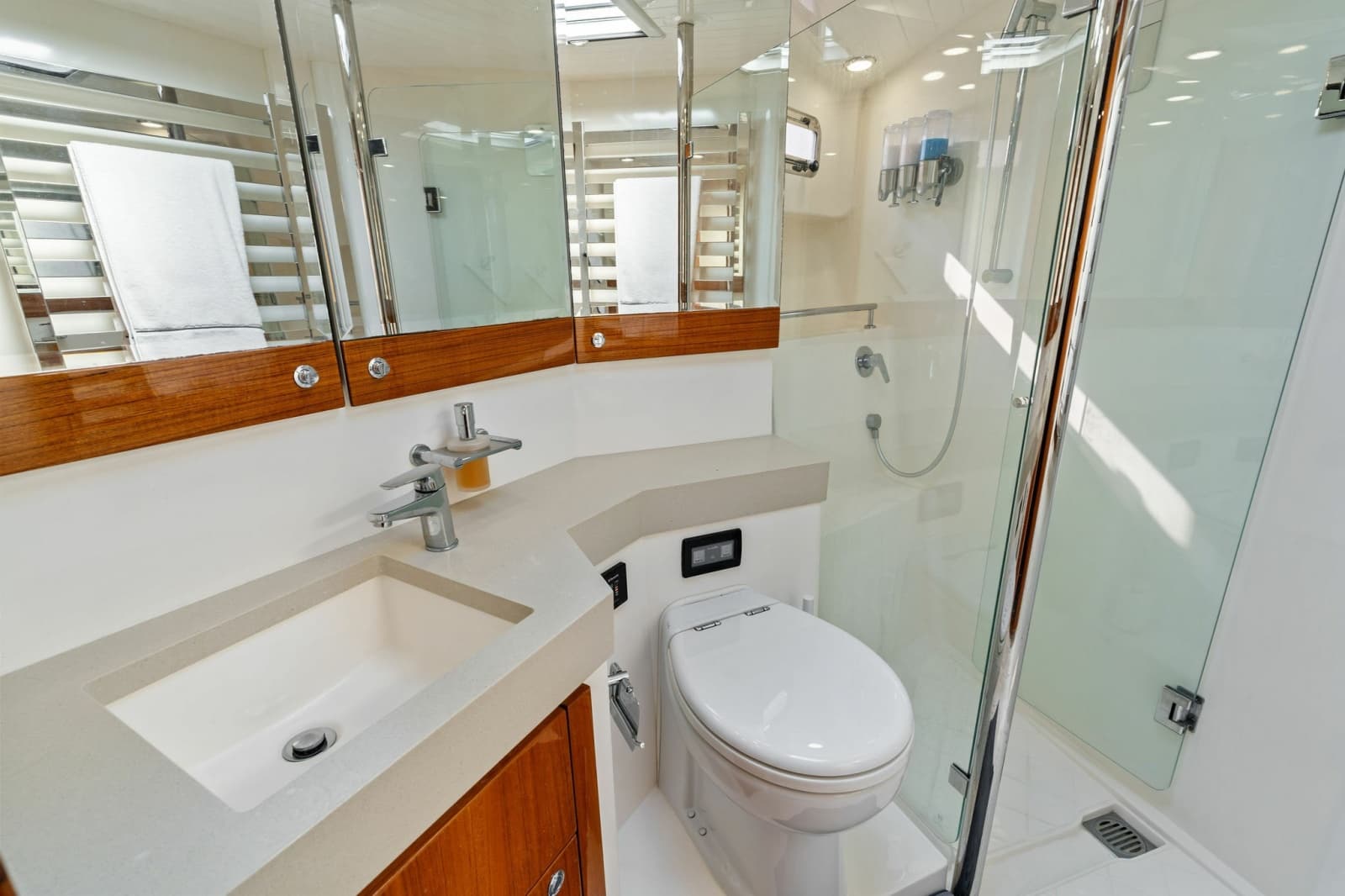 2016 Maritimo M58